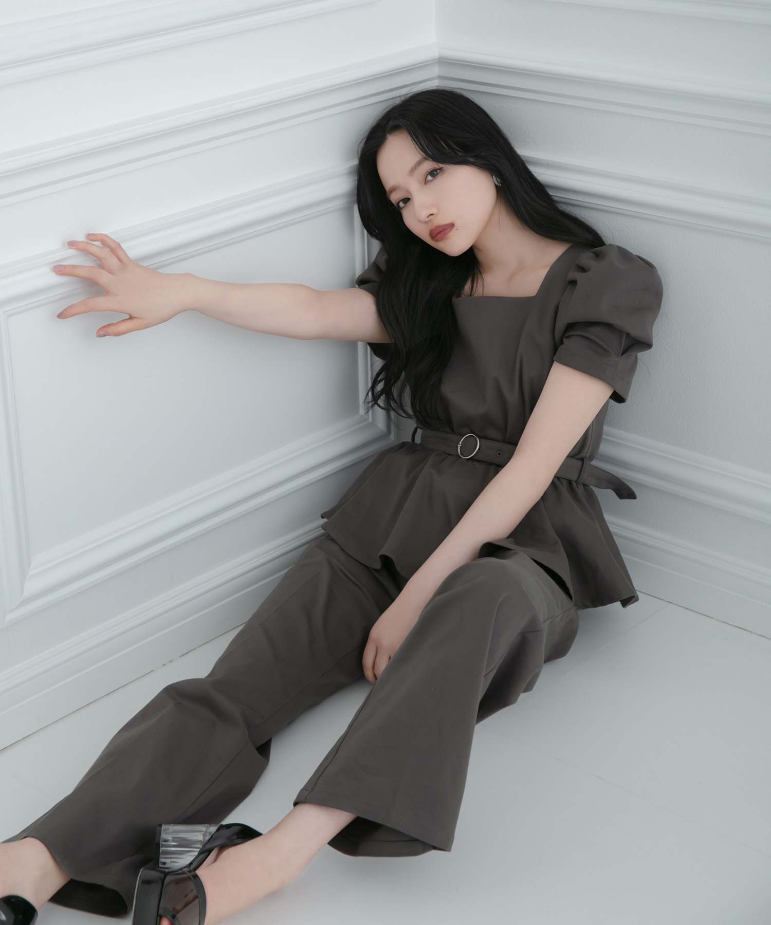 ストレートパンツ