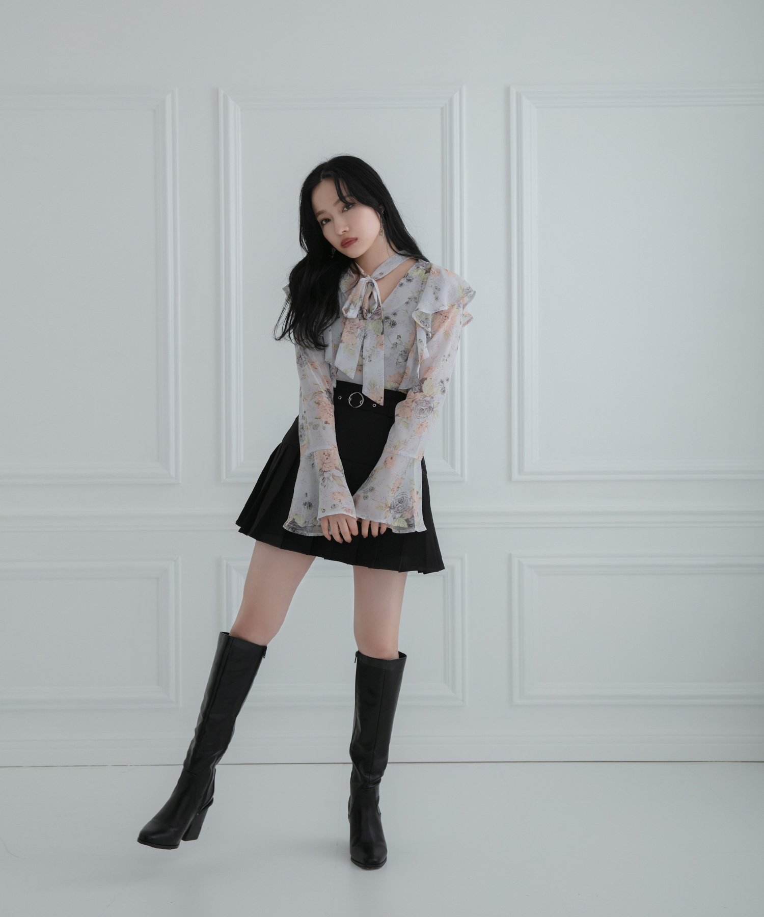 フラワーブラウス