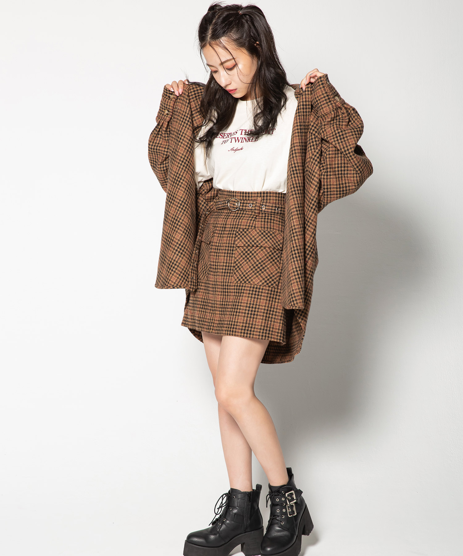 チェックハトメベルトスカート