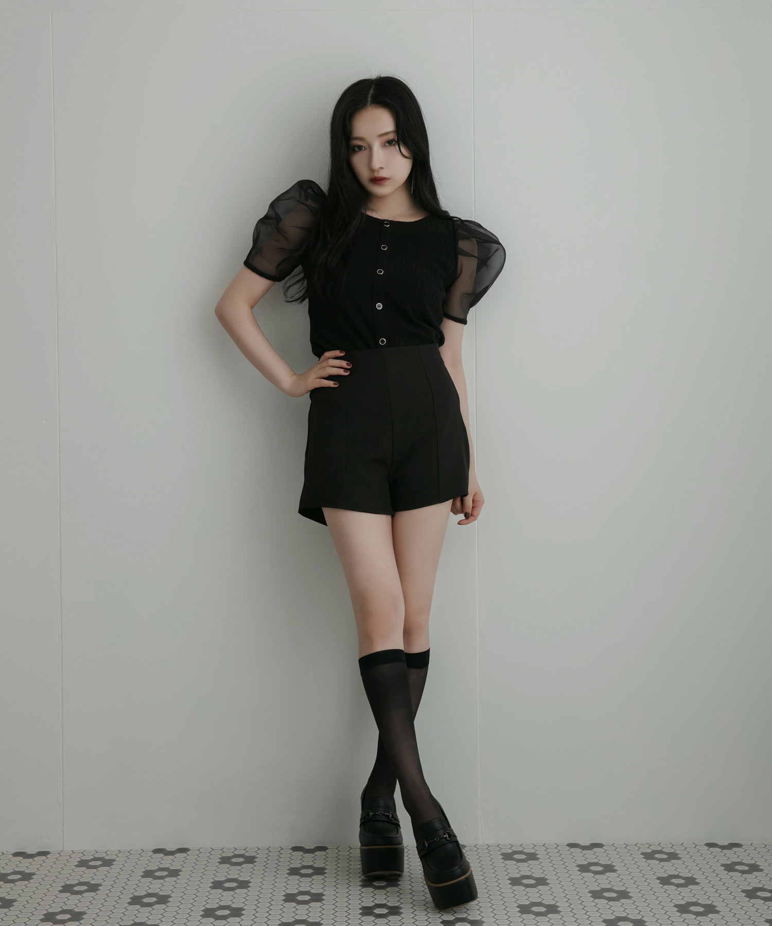 SELECT ハイウエストショーパン