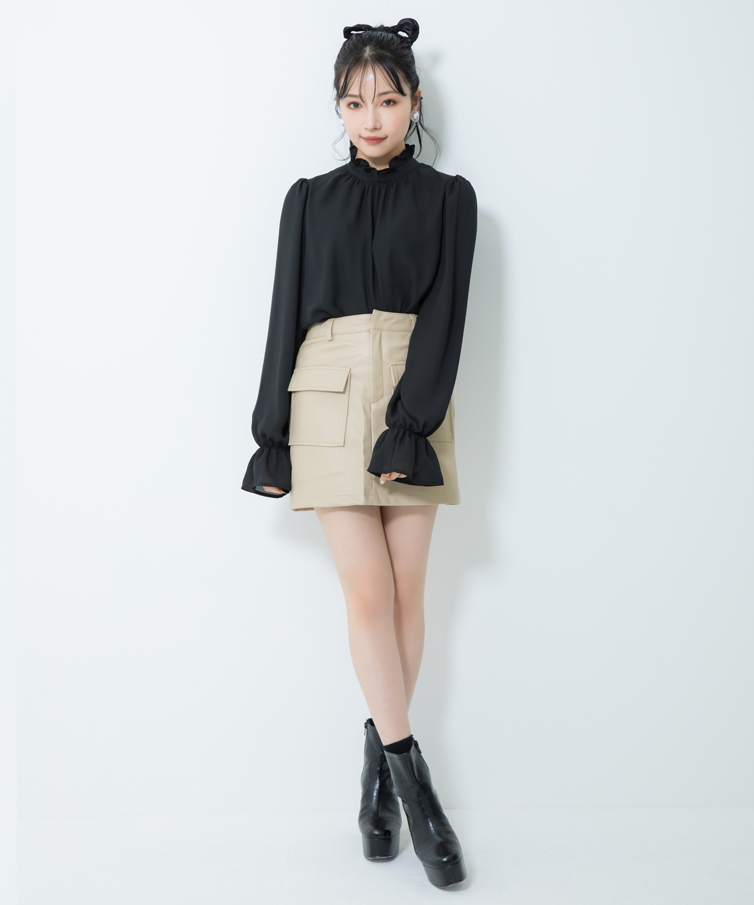 フェイクレザースカート