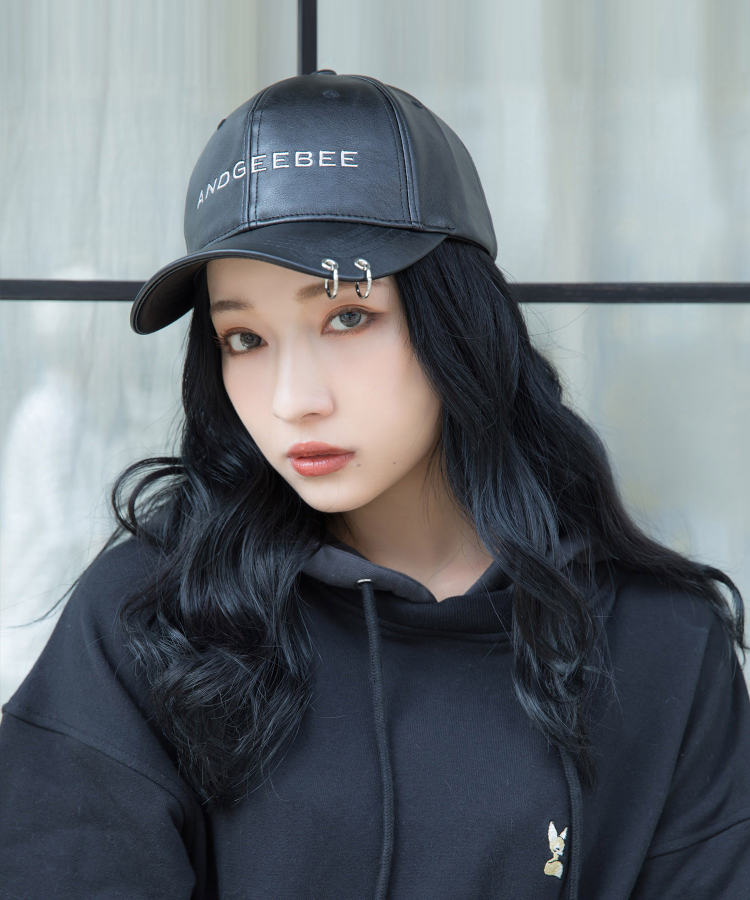 UNISEX フェイクレザーリングキャップ