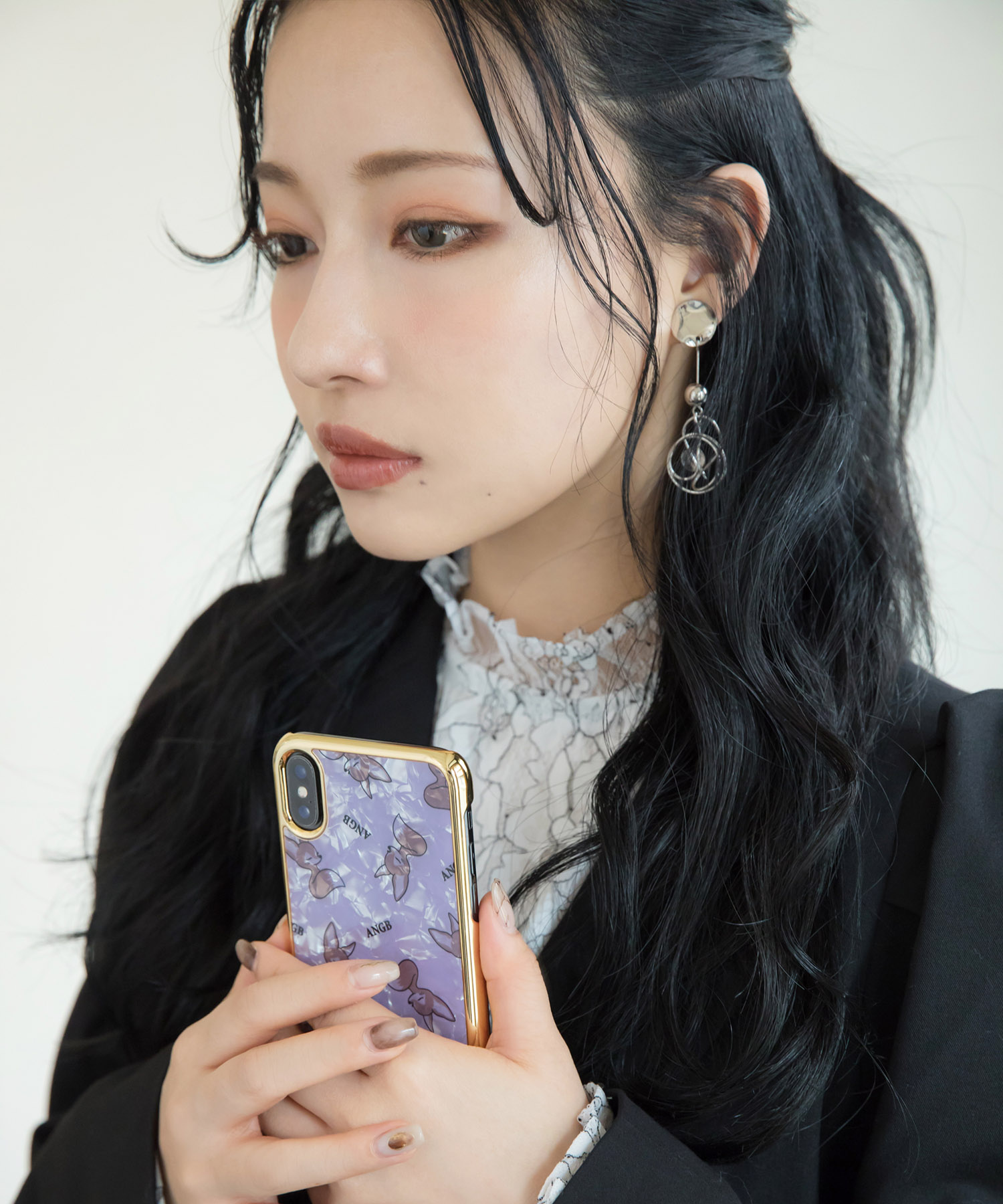 フェネックシェルケースiPhoneX