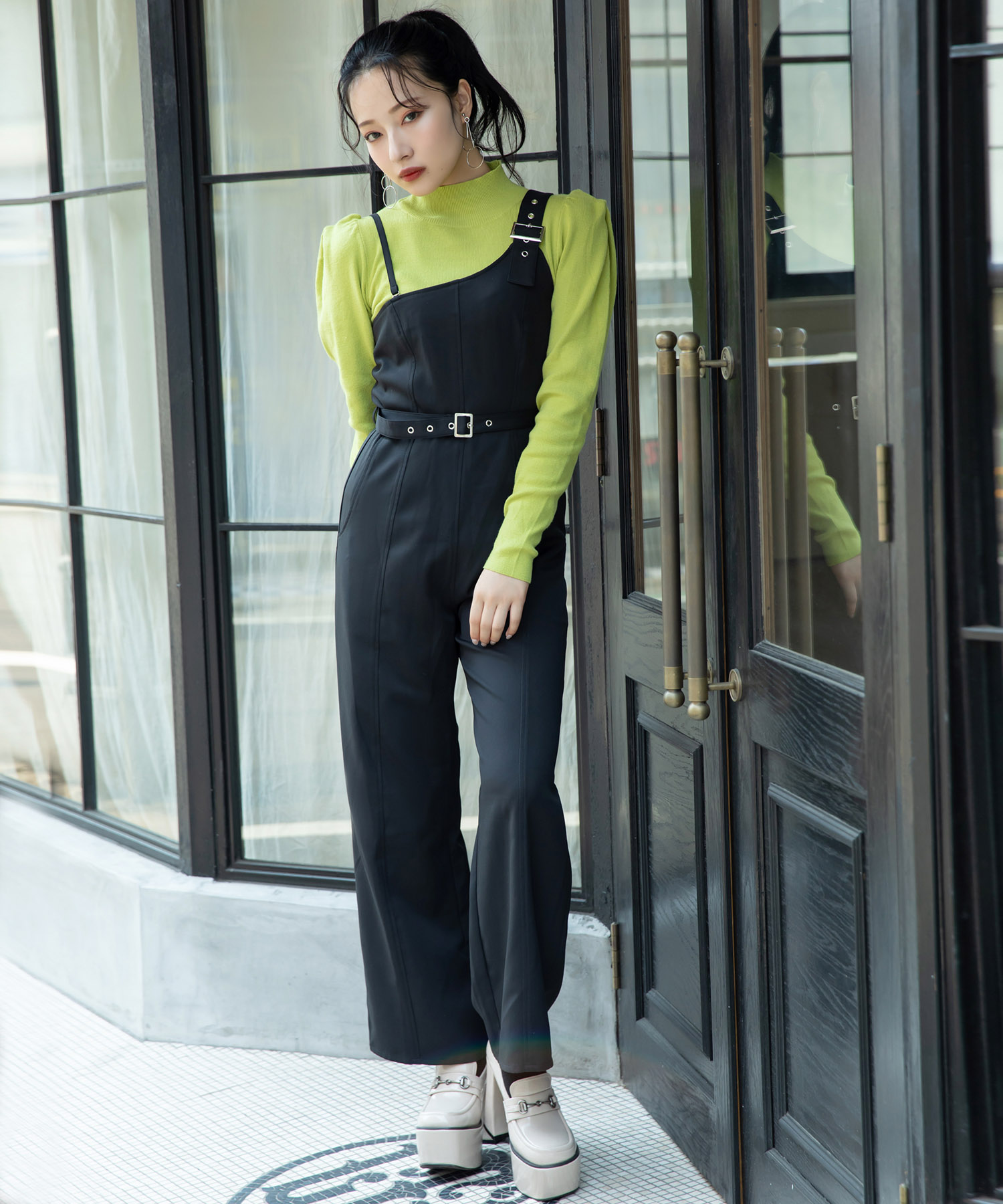 ボリュームショルダーニット