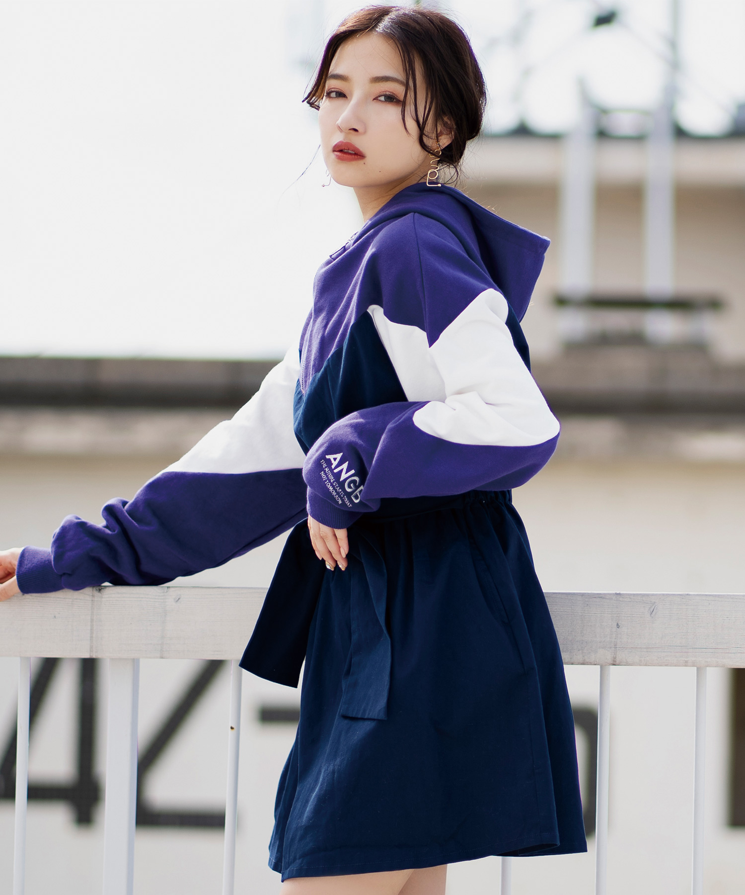 ハイショクフーディワンピ