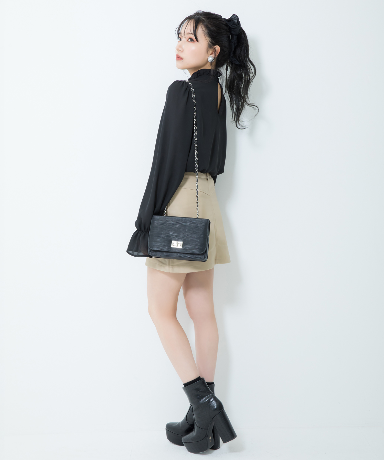 フェイクレザースカート