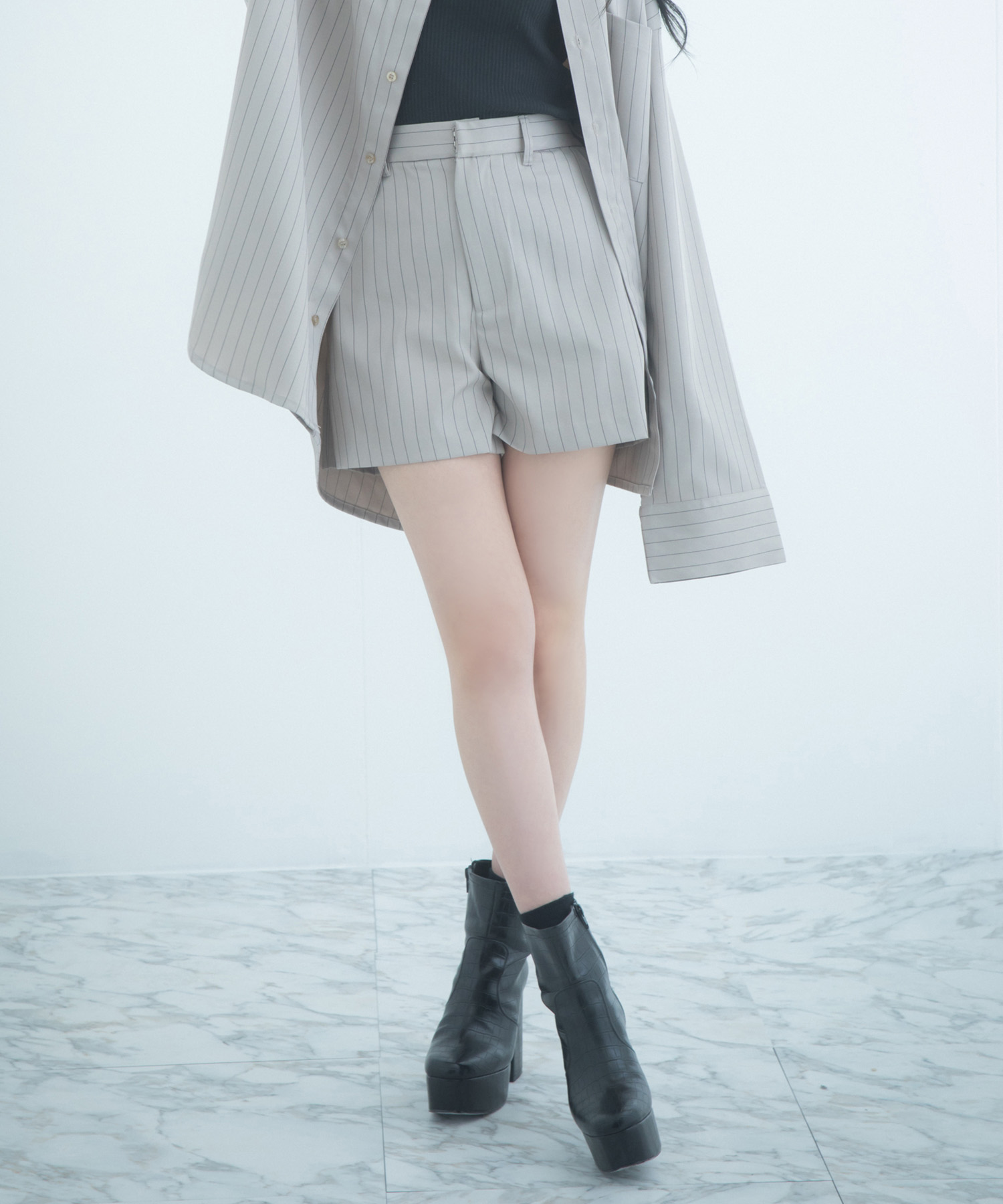 ストライプショーパン