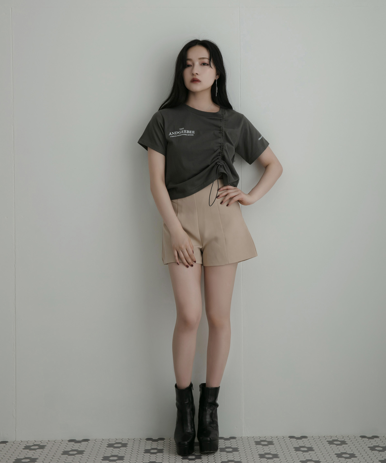 SELECT ハイウエストショーパン