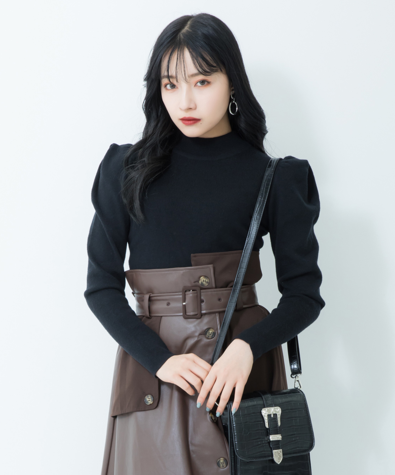 ボリュームショルダーニット