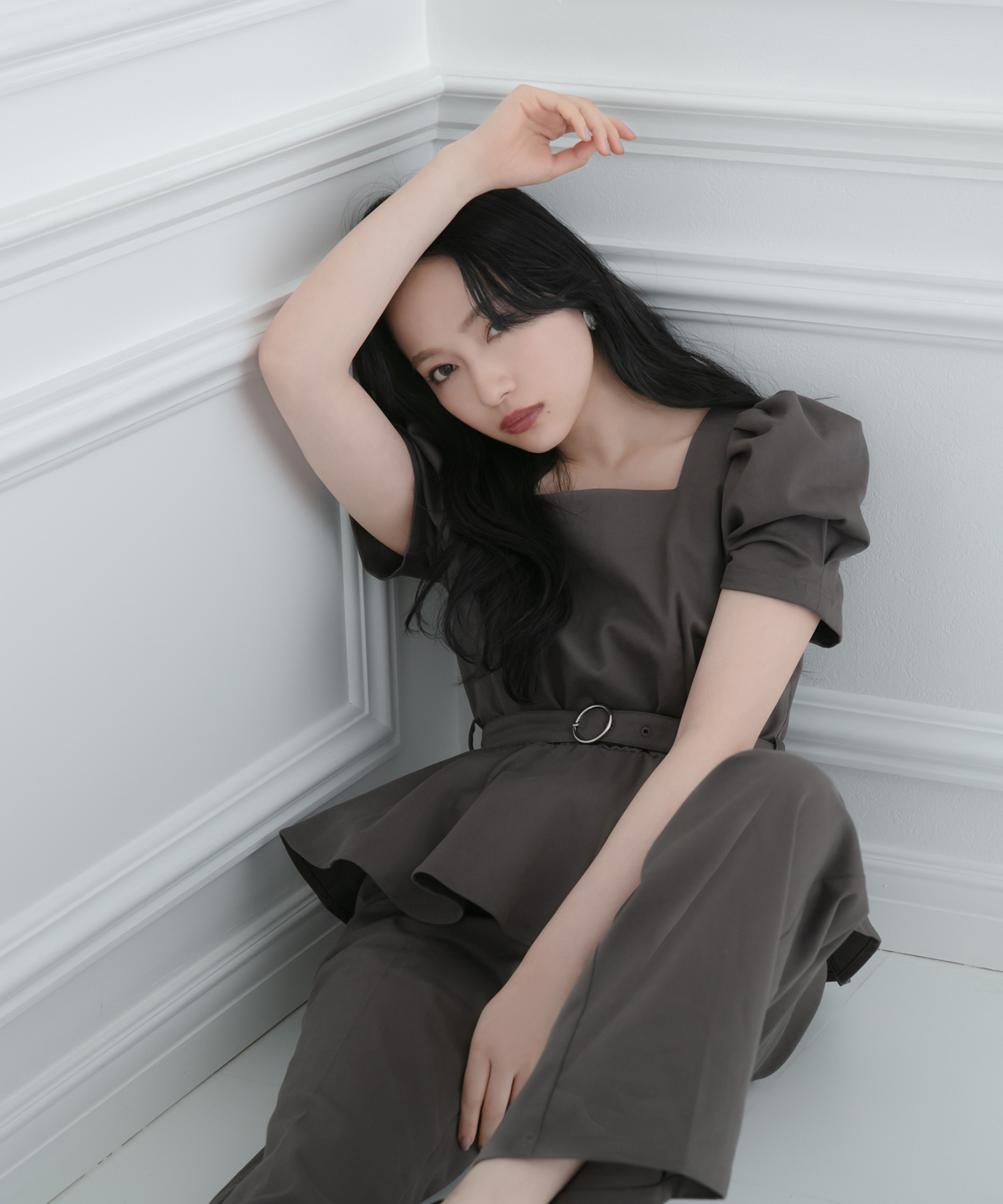 ペプラムトップス