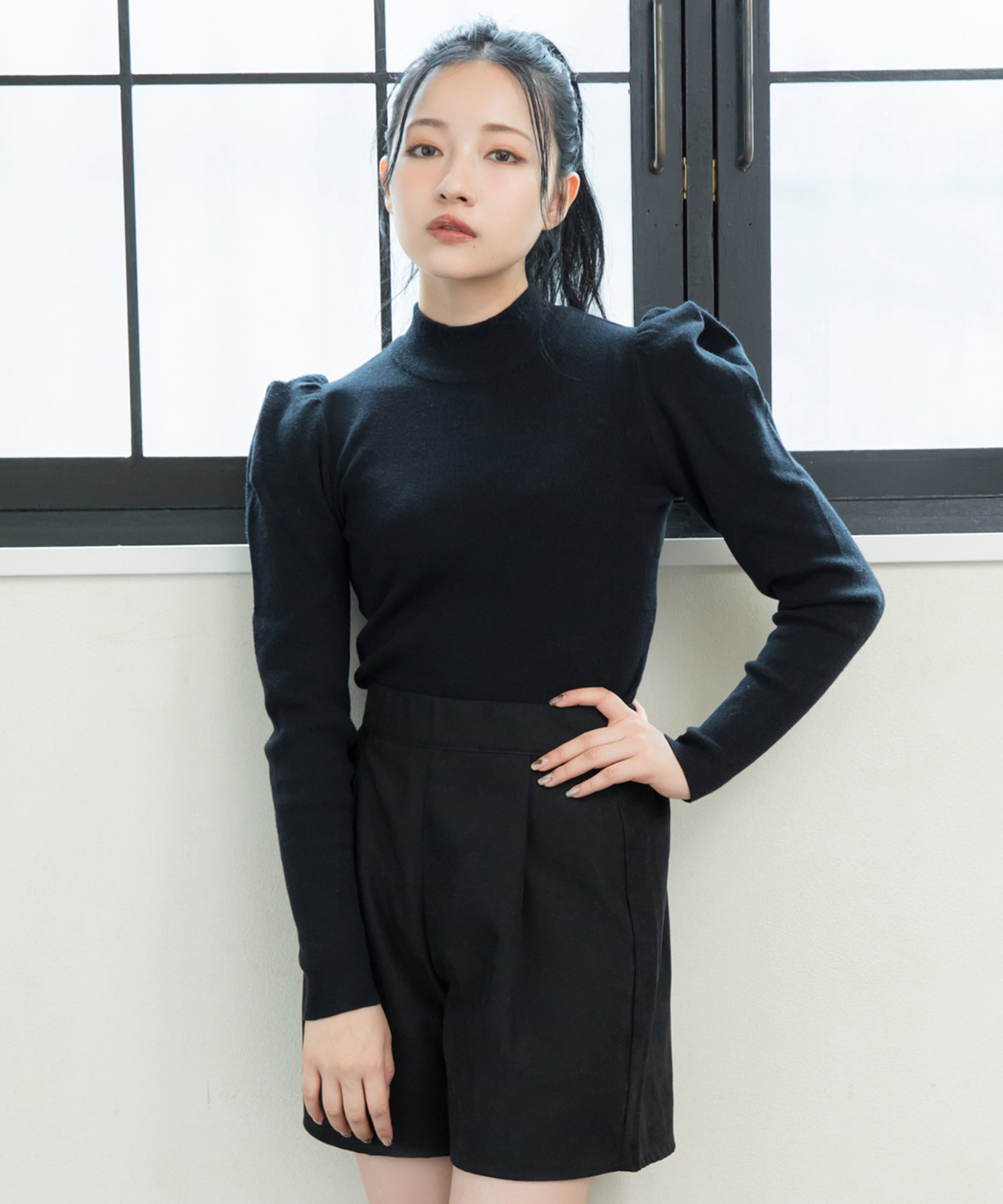 ボリュームショルダーニット