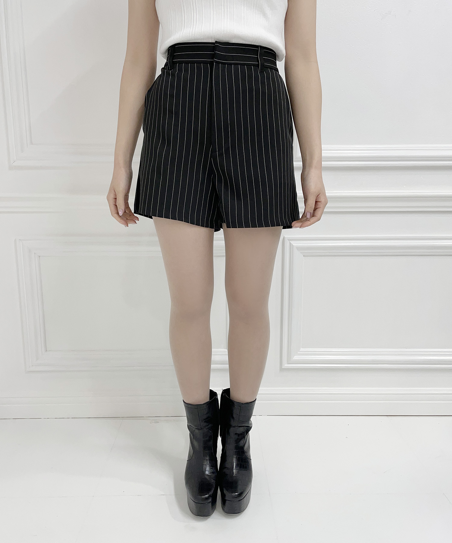 ストライプショーパン