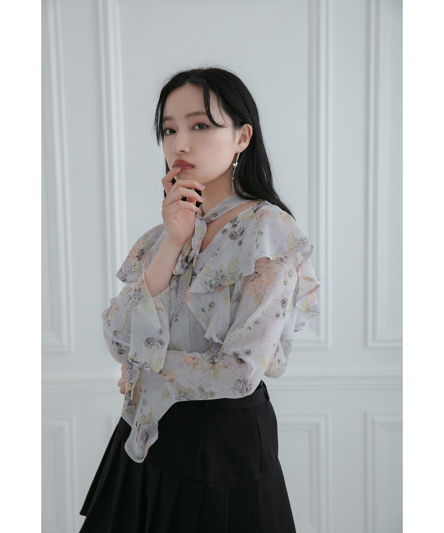 フラワーブラウス