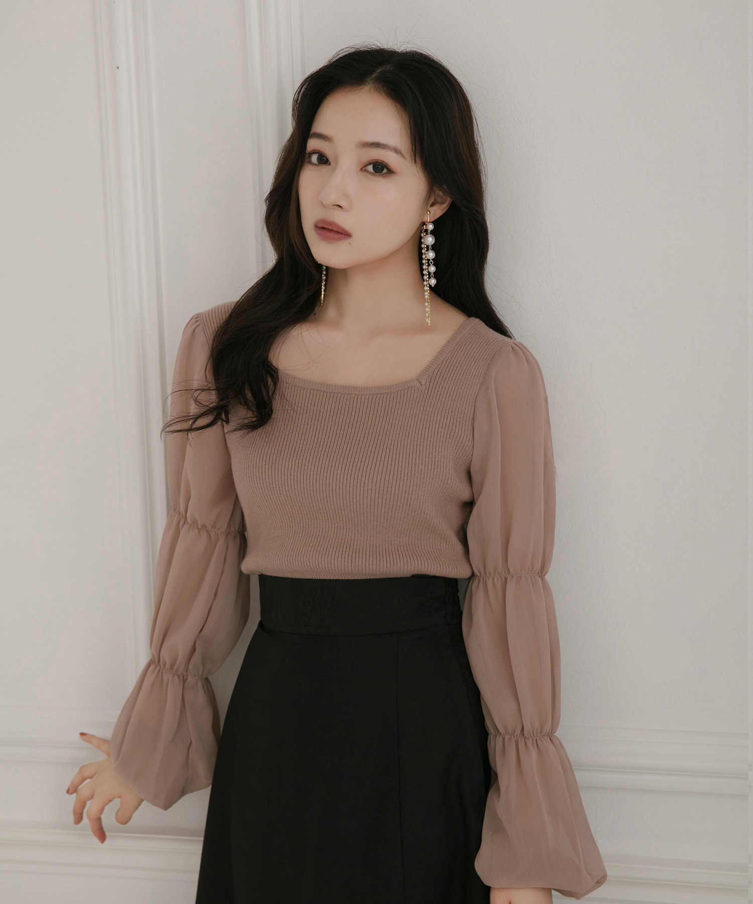 シアースリーブニット