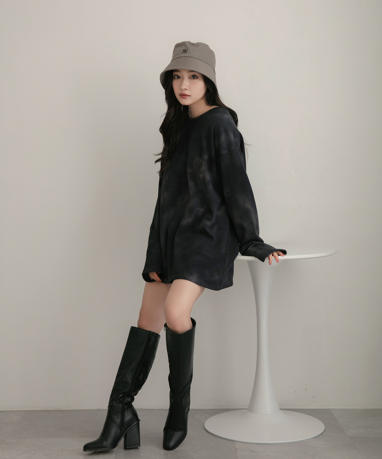 UNISEX タイダイスウェット