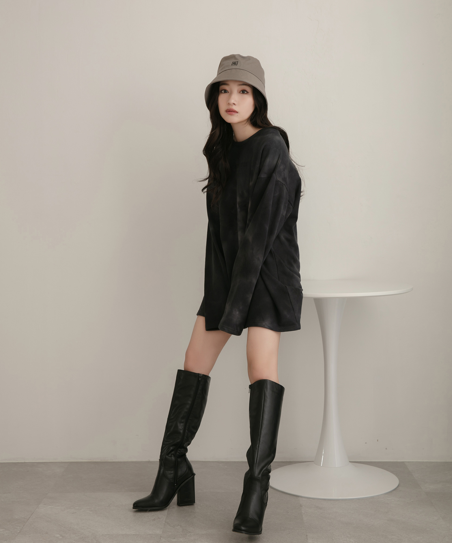 UNISEX タイダイスウェット