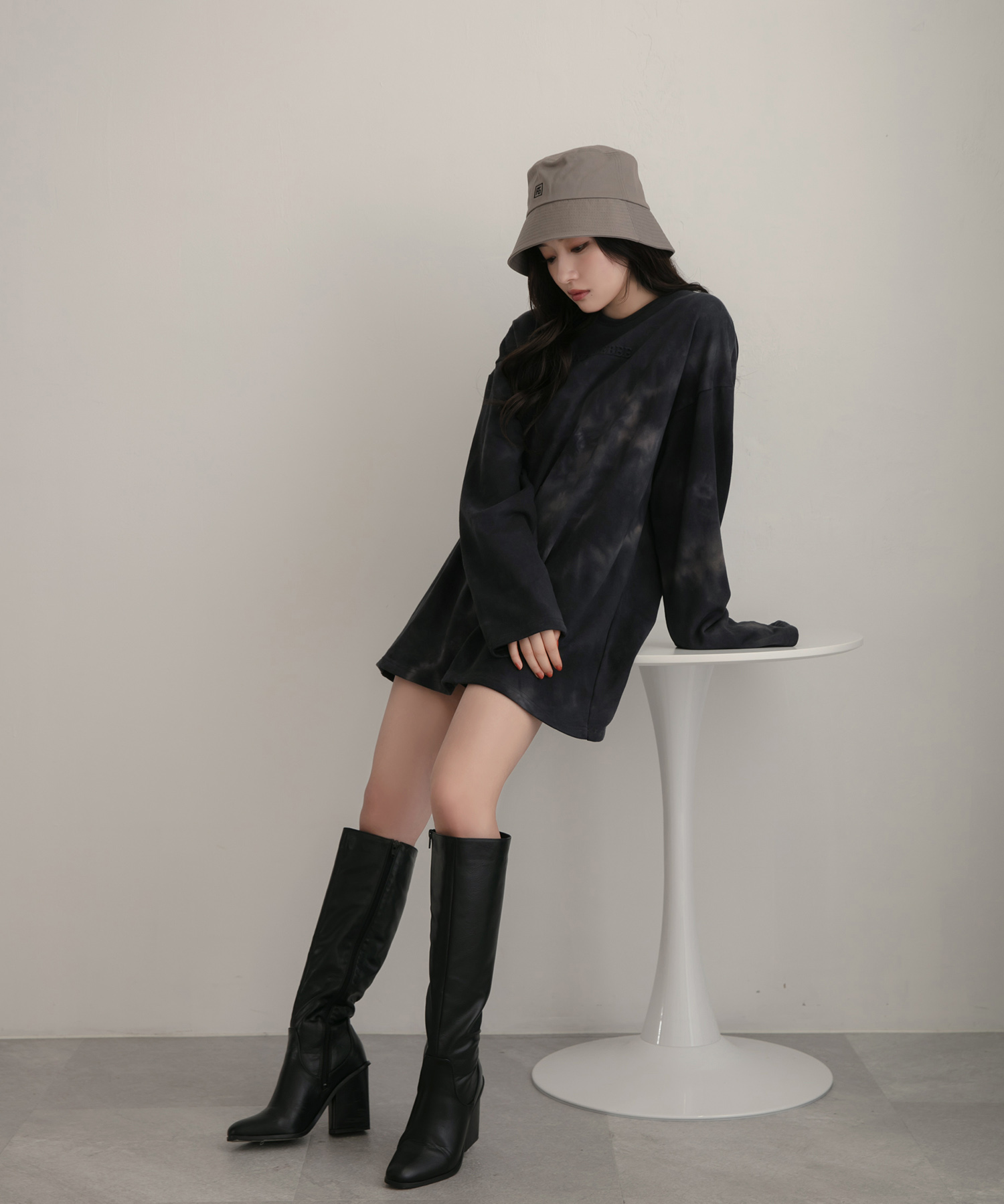 UNISEX タイダイスウェット