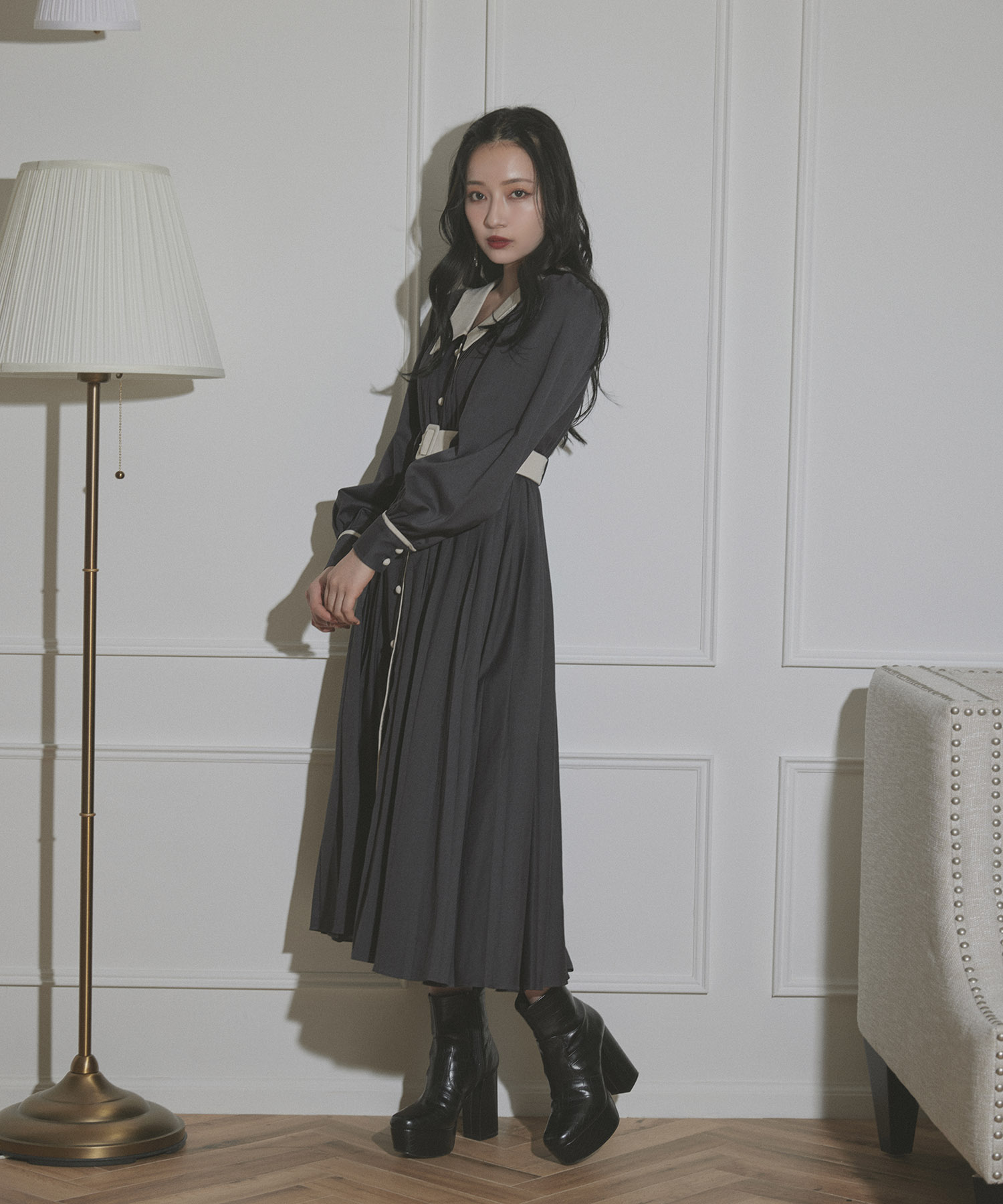 プリーツシャツワンピ