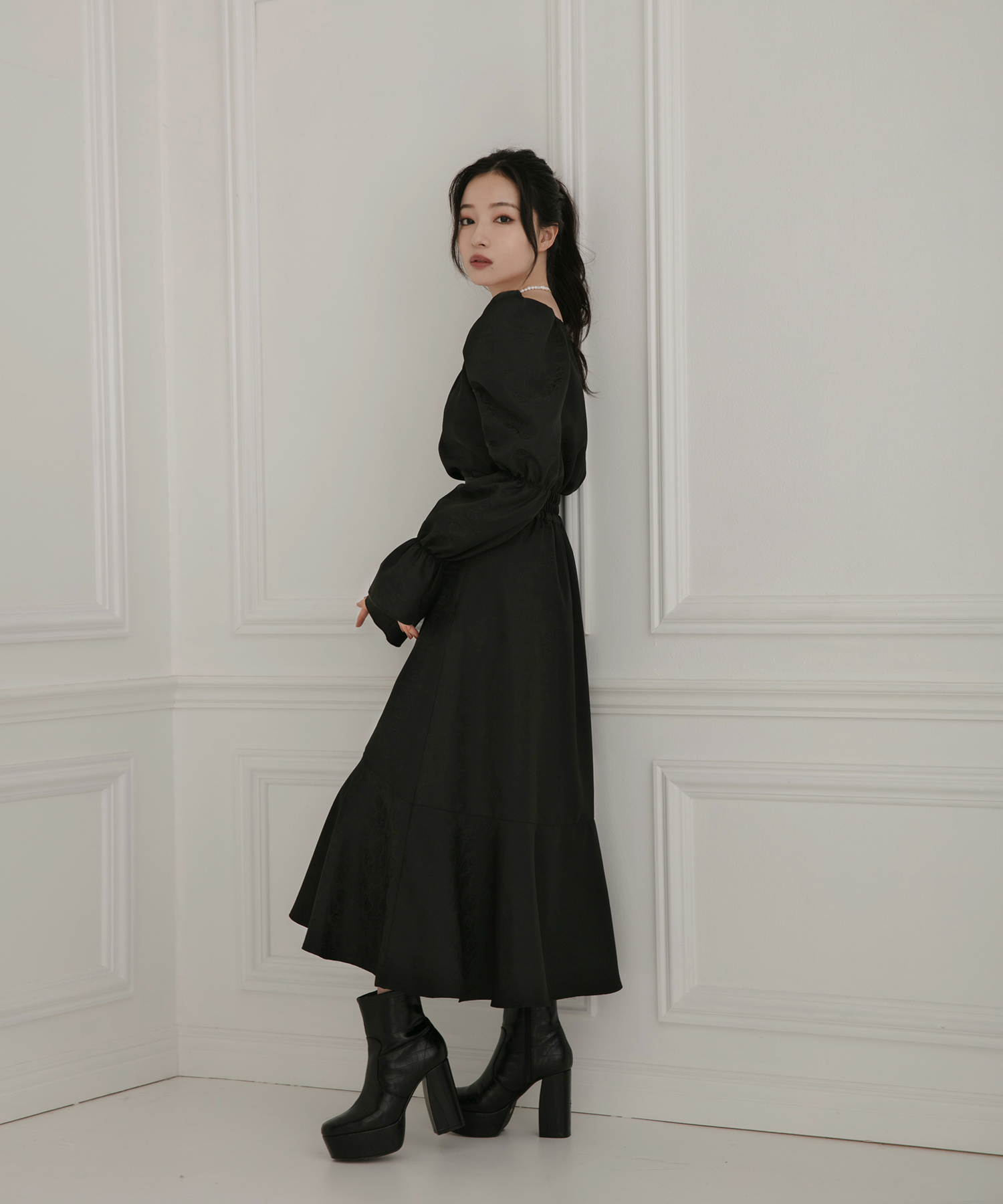 ジャガードラッフルフレアスカート