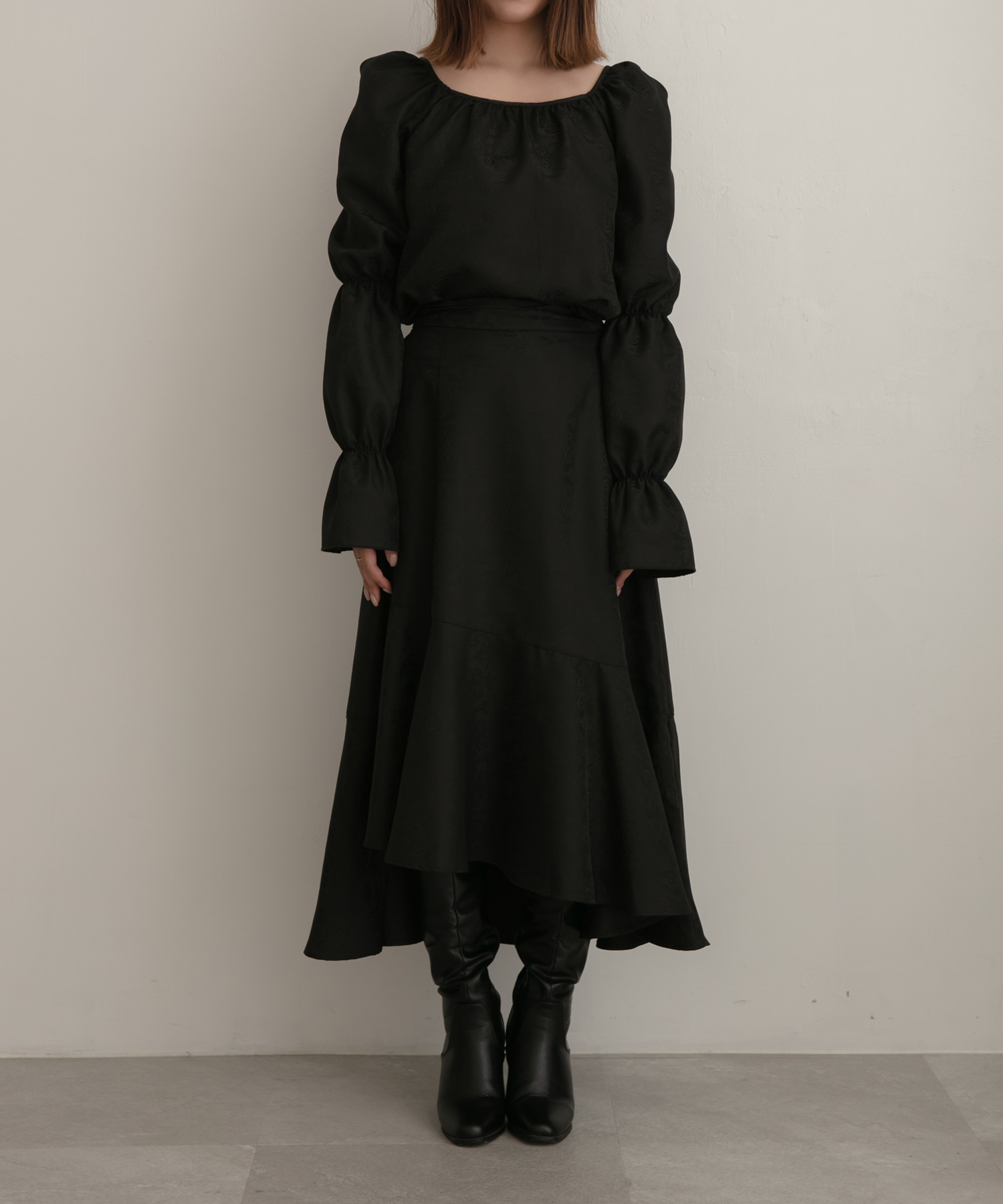 ジャガードラッフルフレアスカート