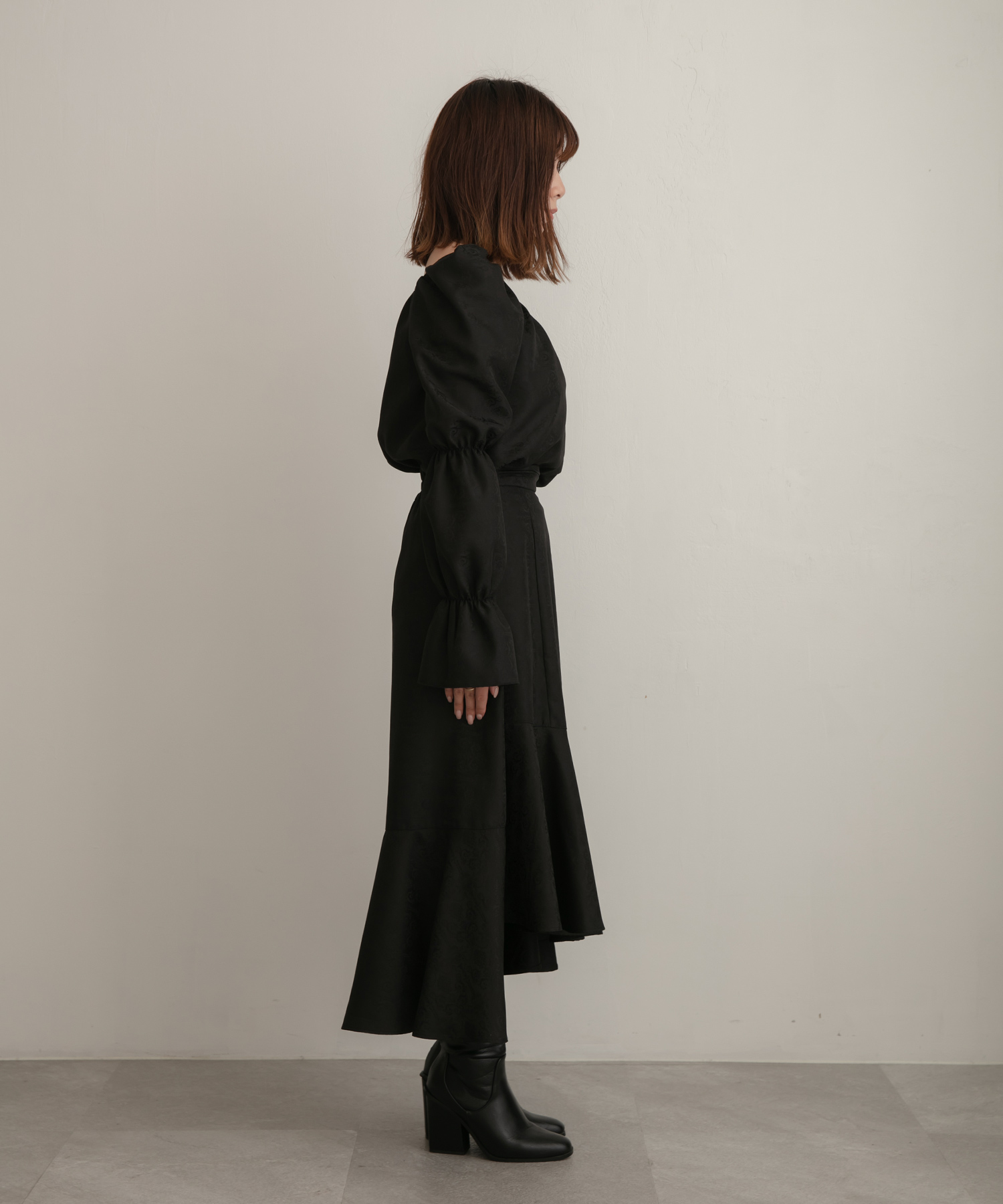 ジャガードラッフルフレアスカート