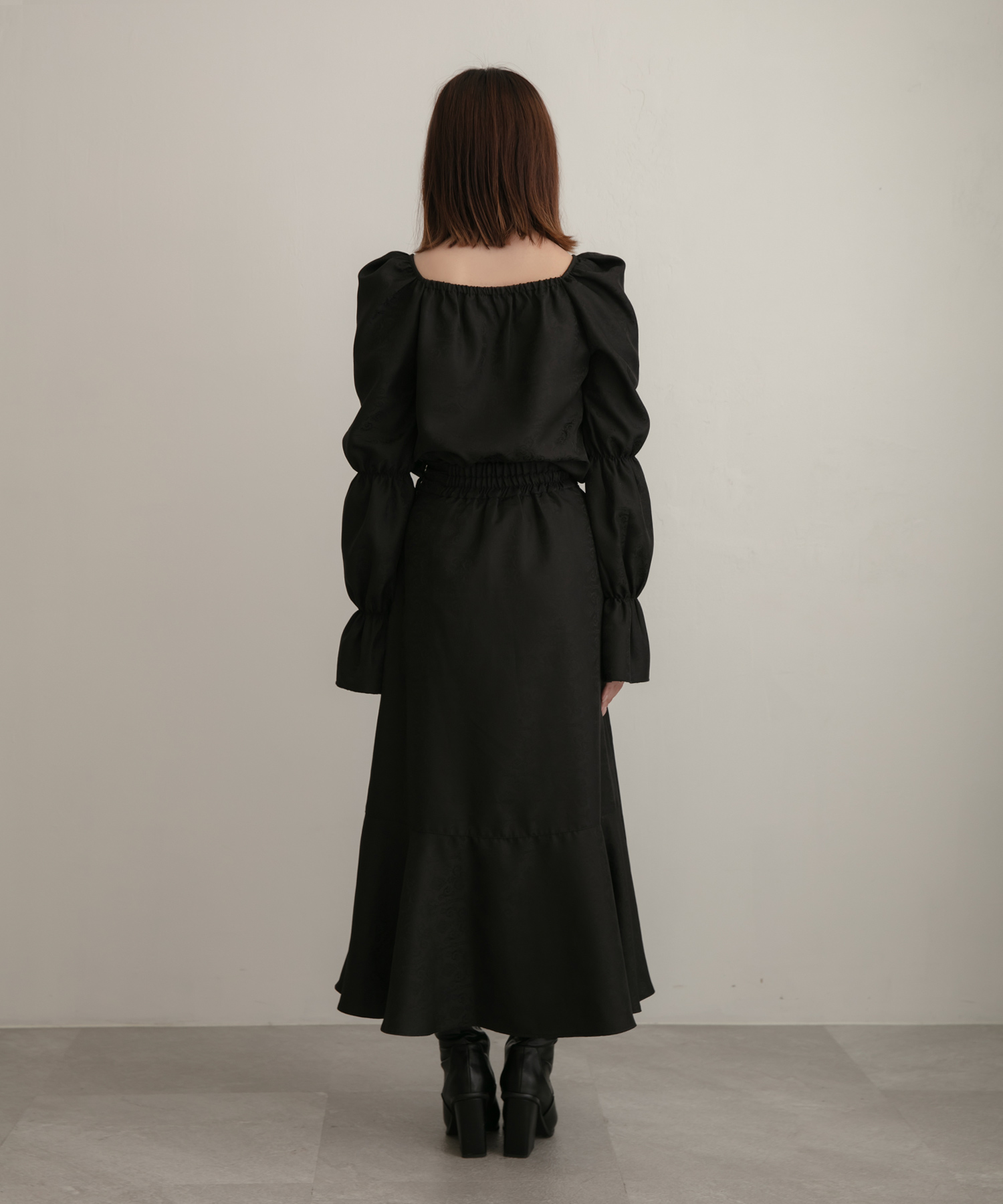 ジャガードラッフルフレアスカート