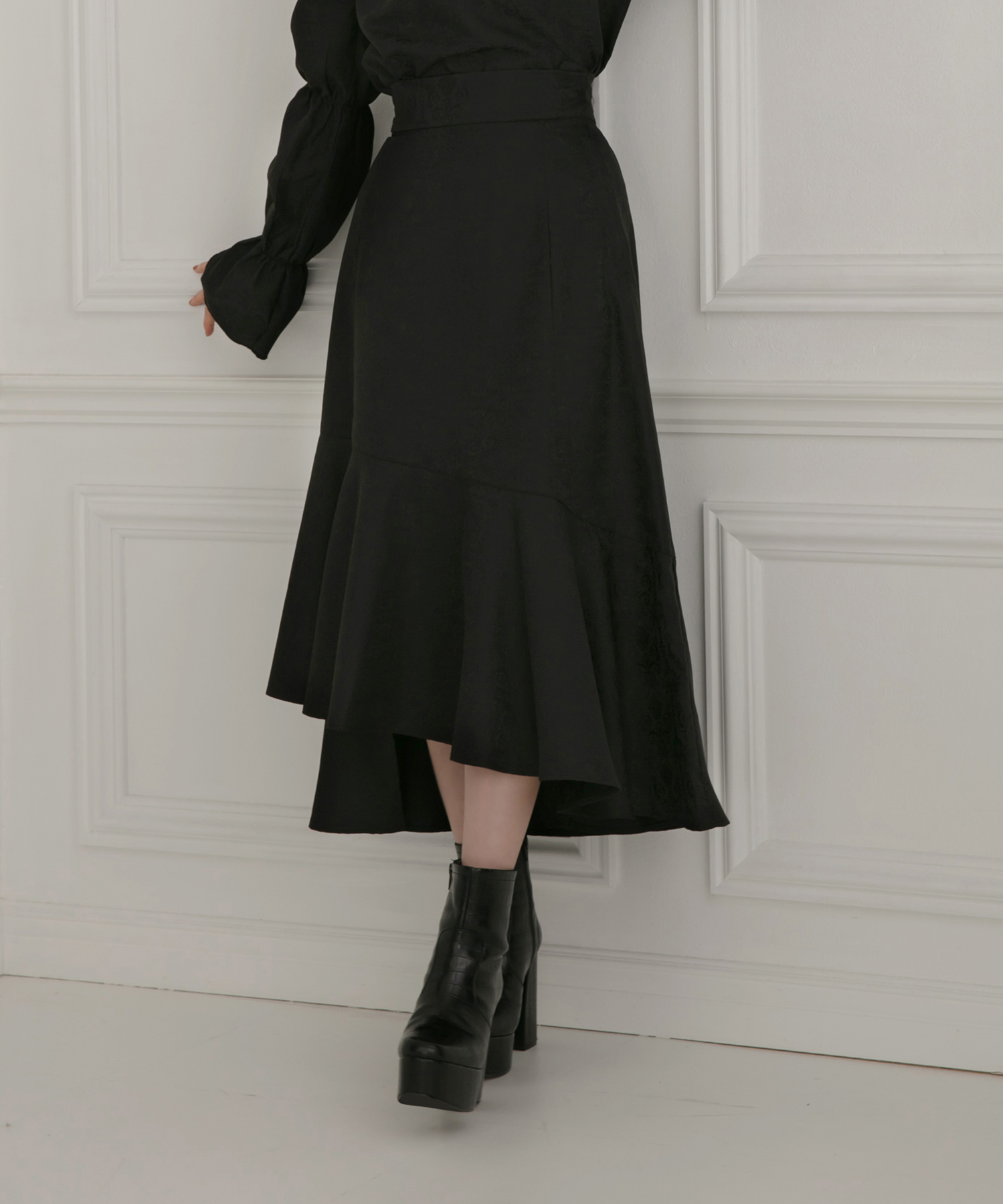 ジャガードラッフルフレアスカート