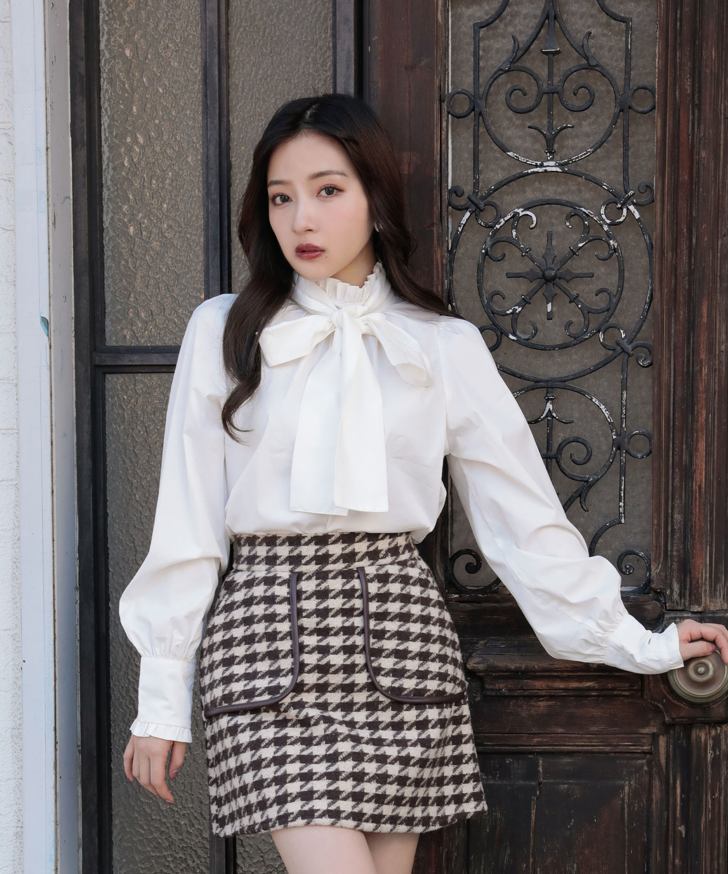 リボンブラウス