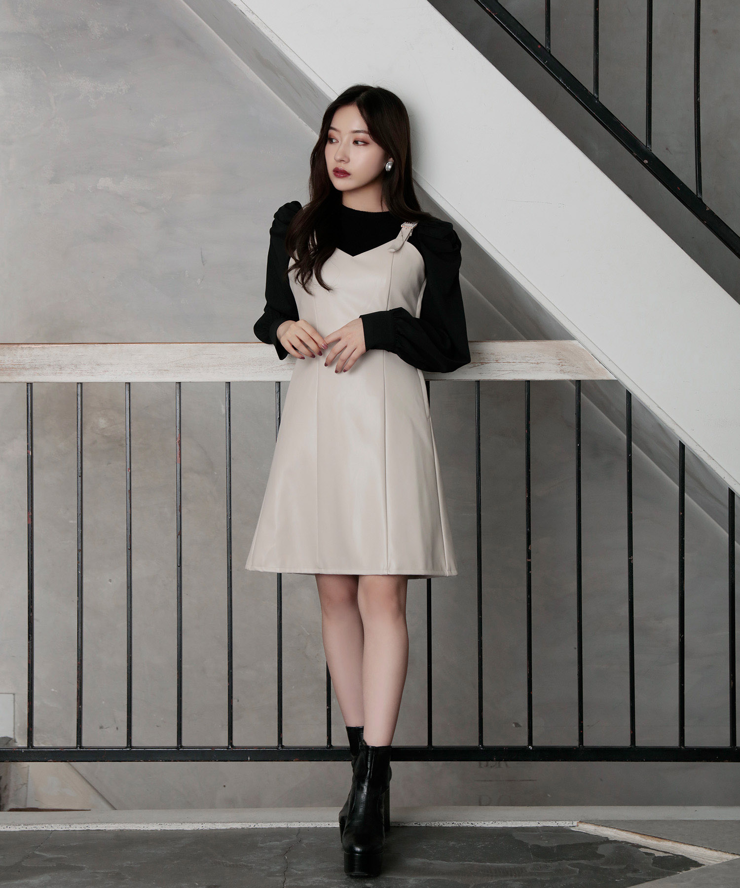 ブラウススリーブニット