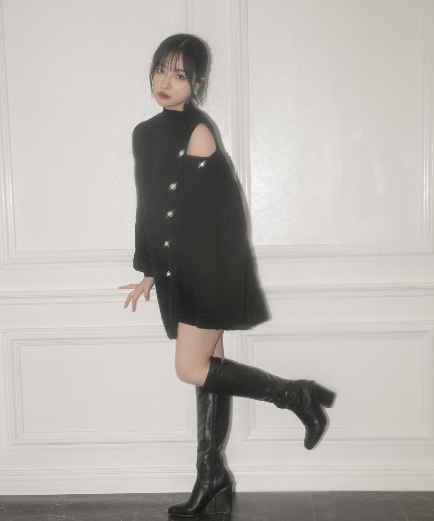 ボタンアシメニット