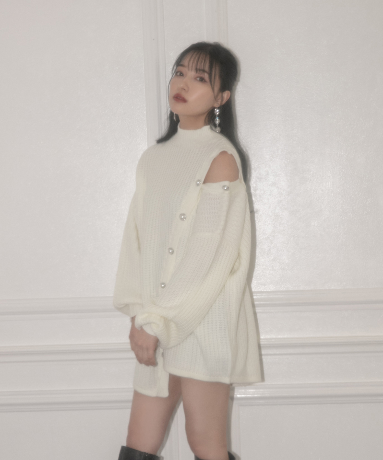 ボタンアシメニット