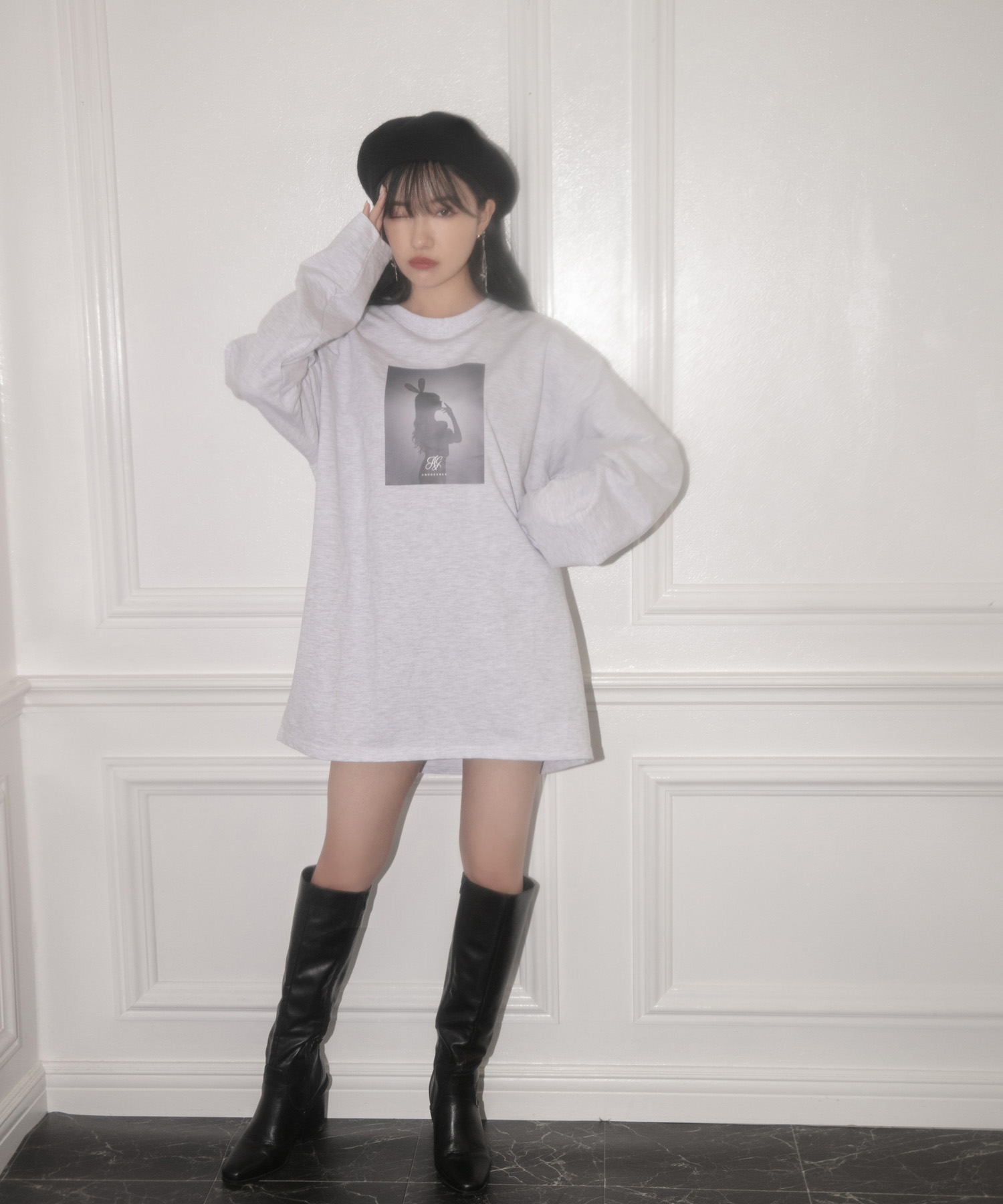 UNISEX バニーシルエットロンT