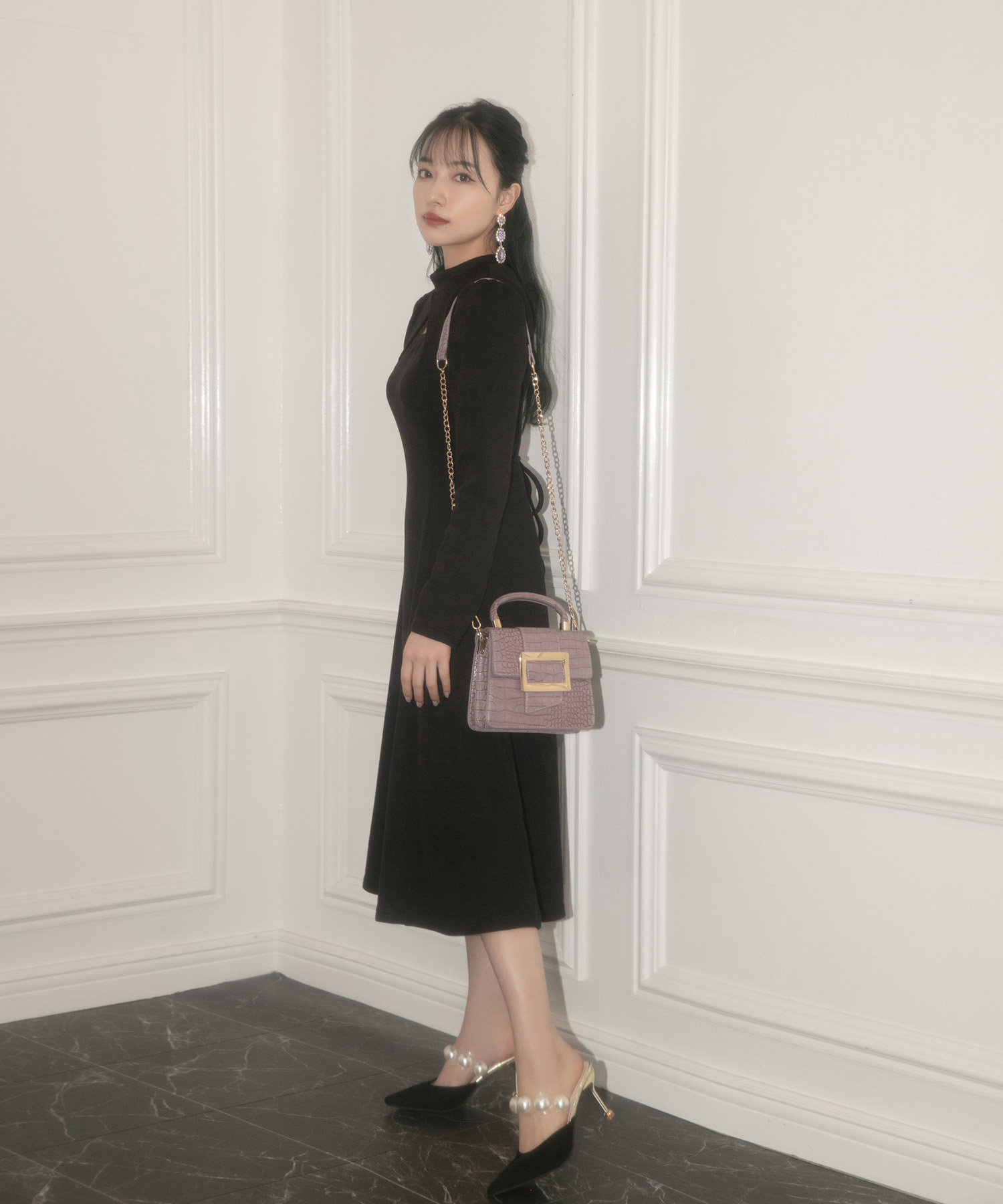 フロントオープンカットワンピ