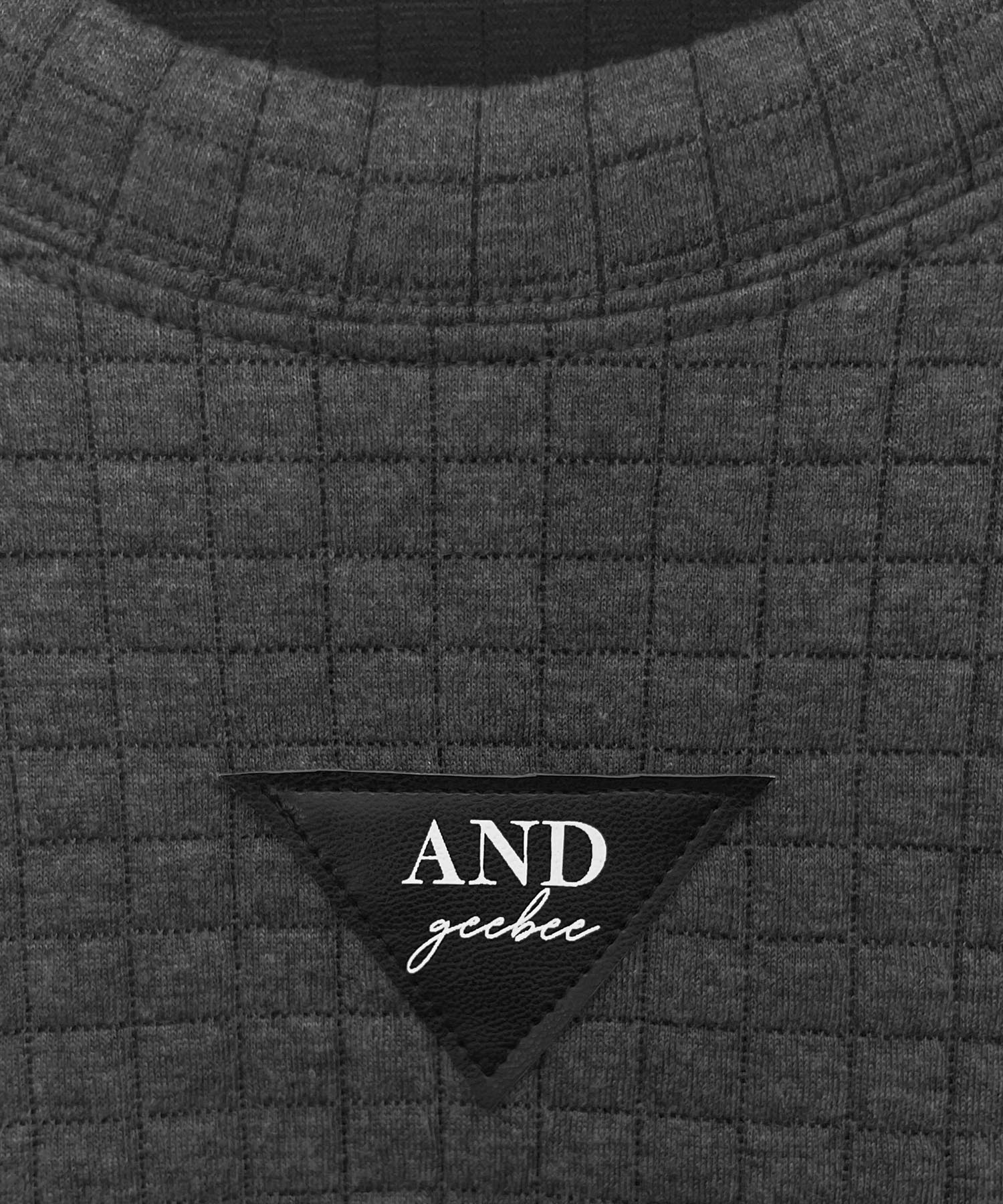 UNISEX ワンポイントジャガードワッフルトップス