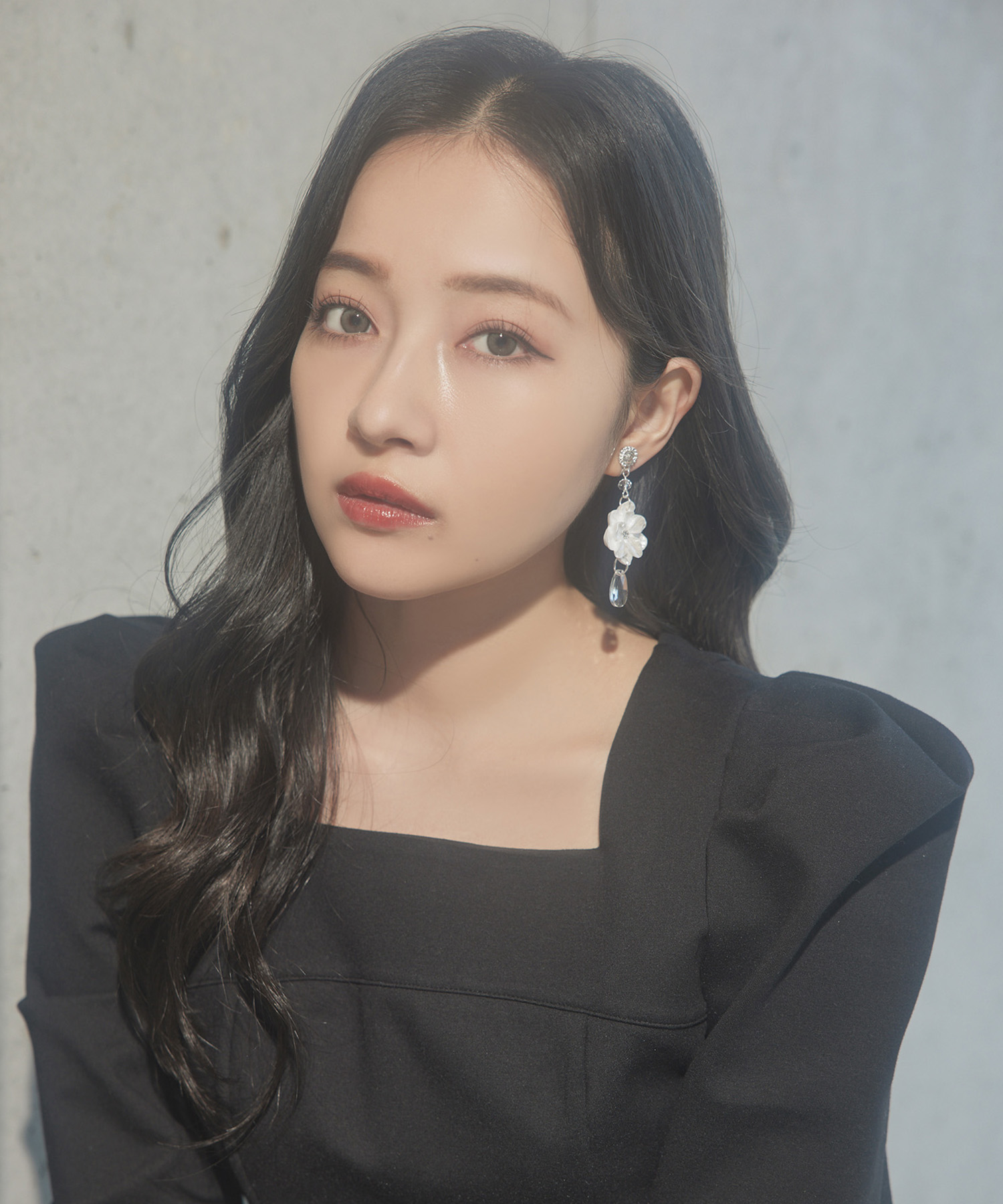 SELECT ビジューフラワーイヤリング