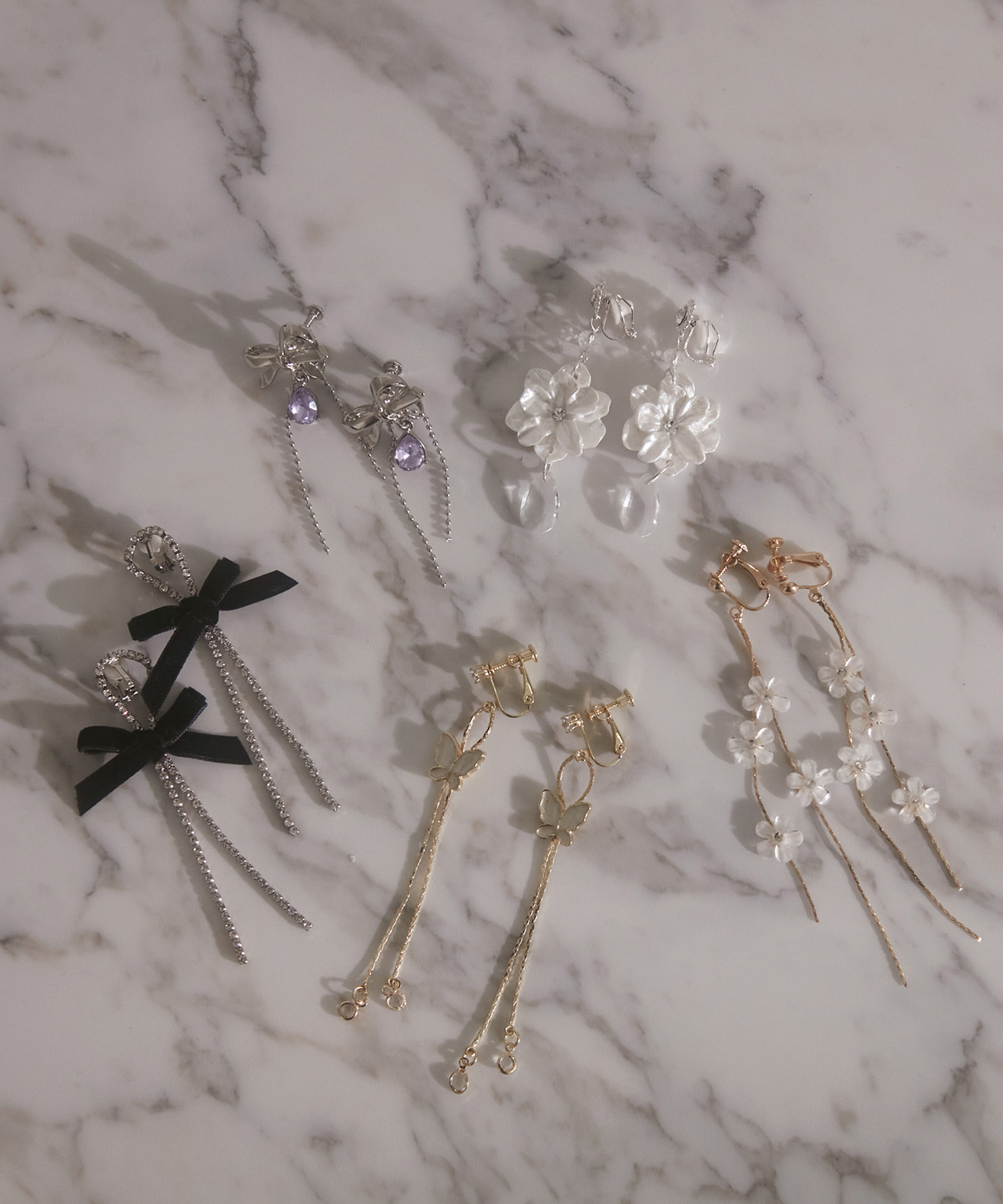 SELECT ビジューフラワーイヤリング