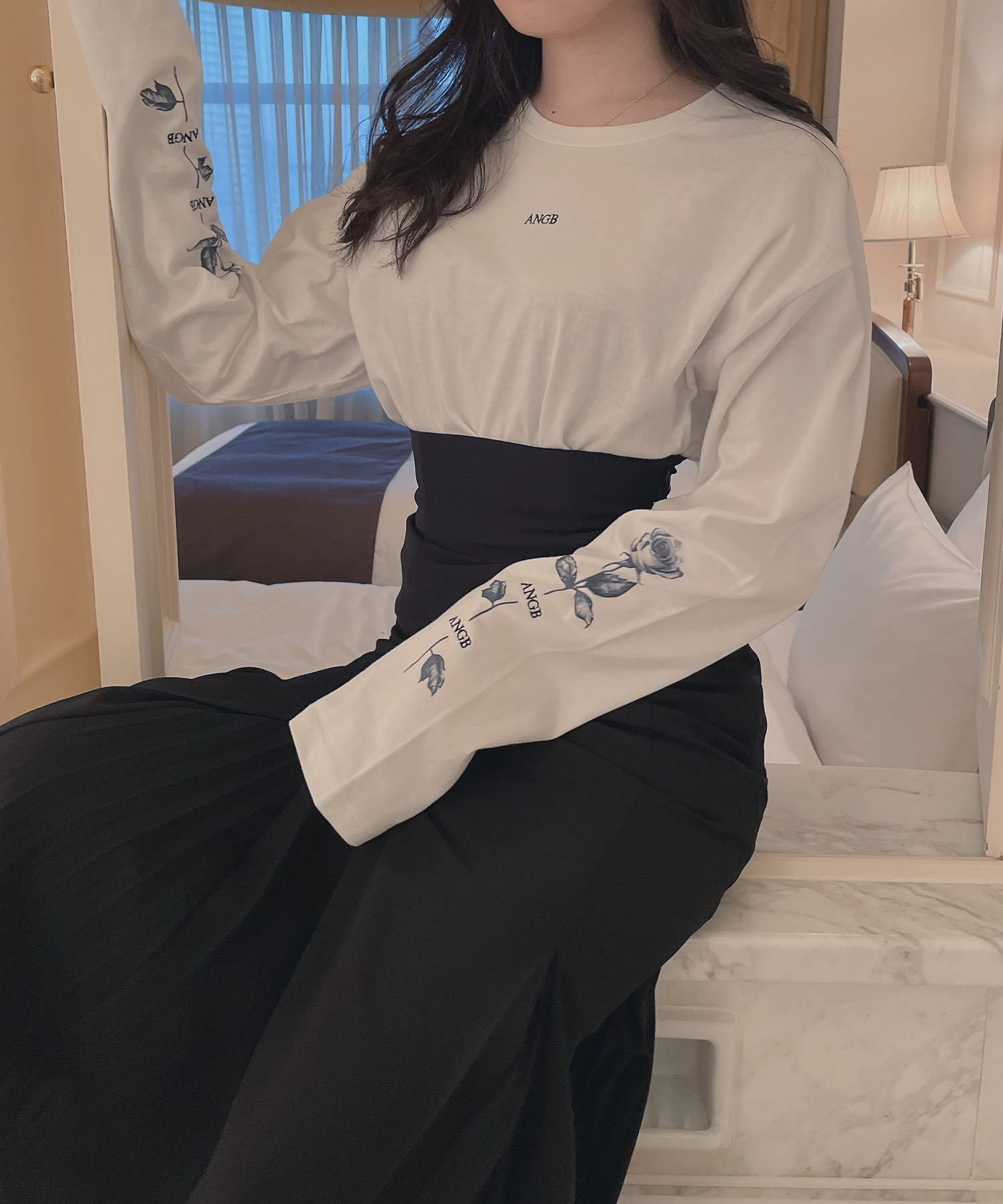 UNISEX ローズスリーブロンT