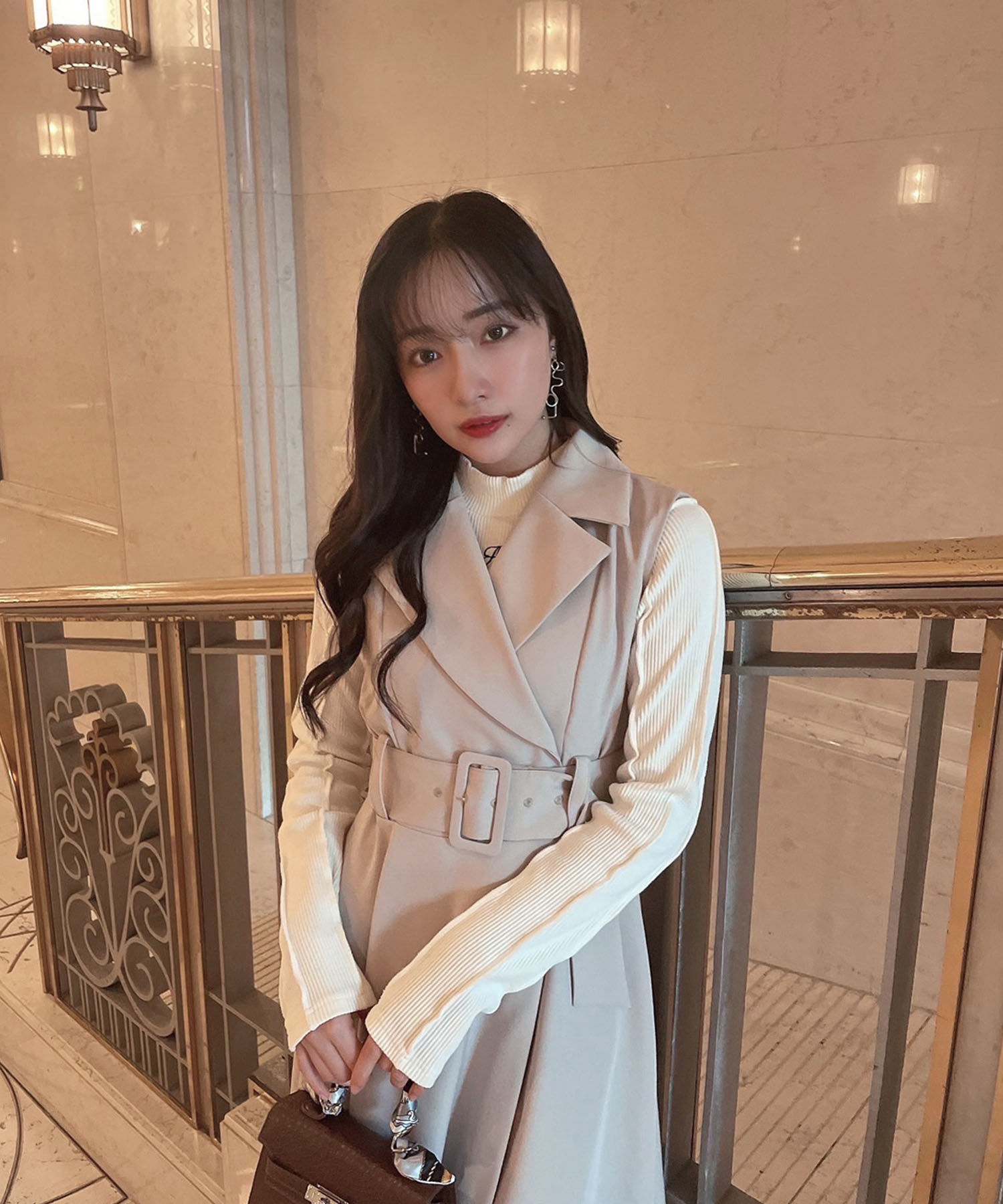 オーバーロックリブトップス