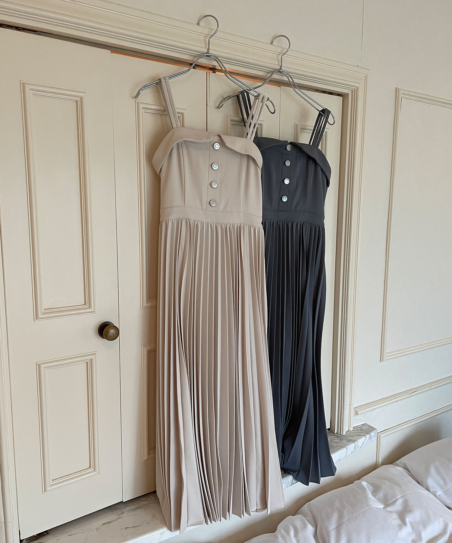 プリーツキャミワンピ