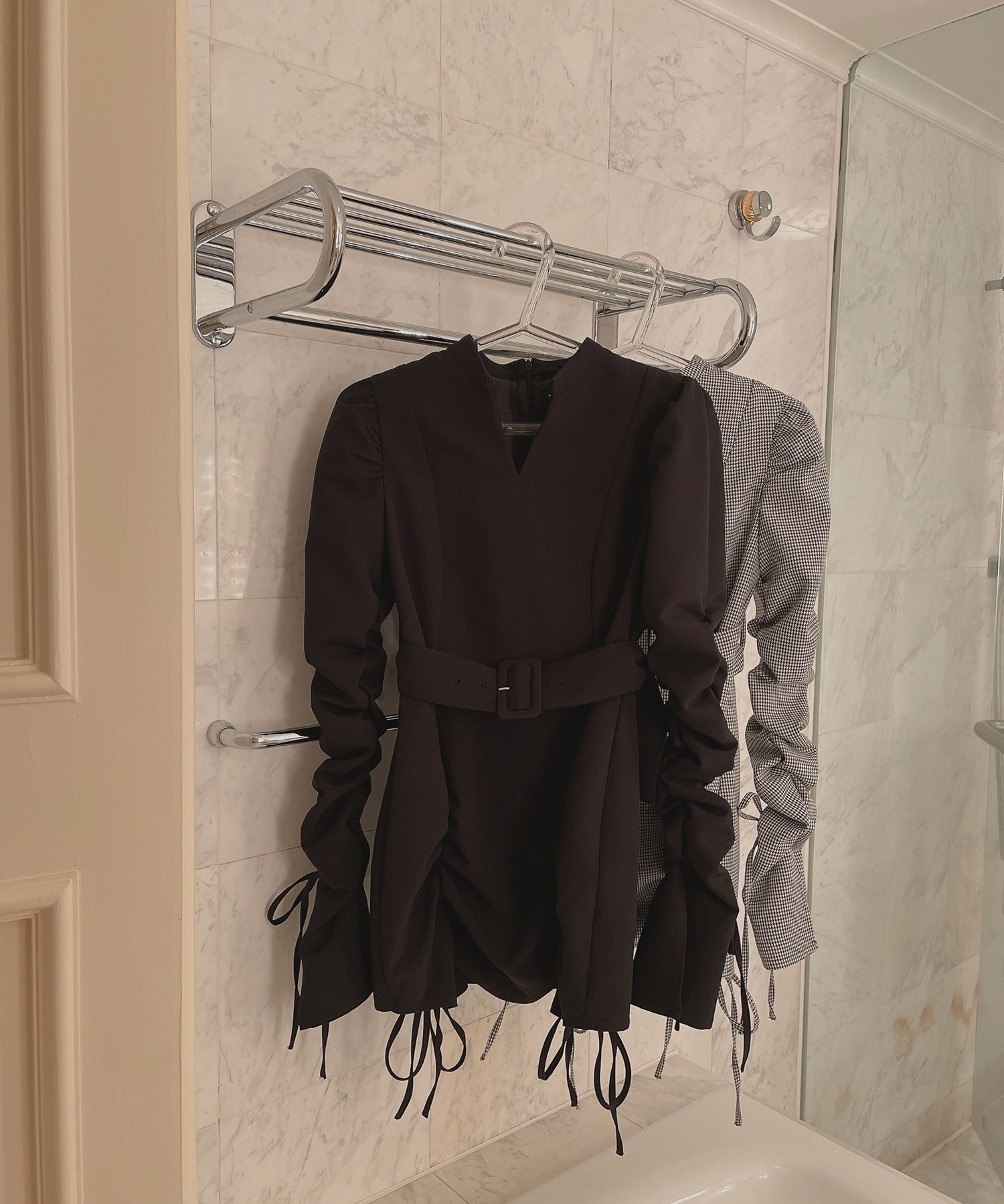 ドロストリボンワンピ