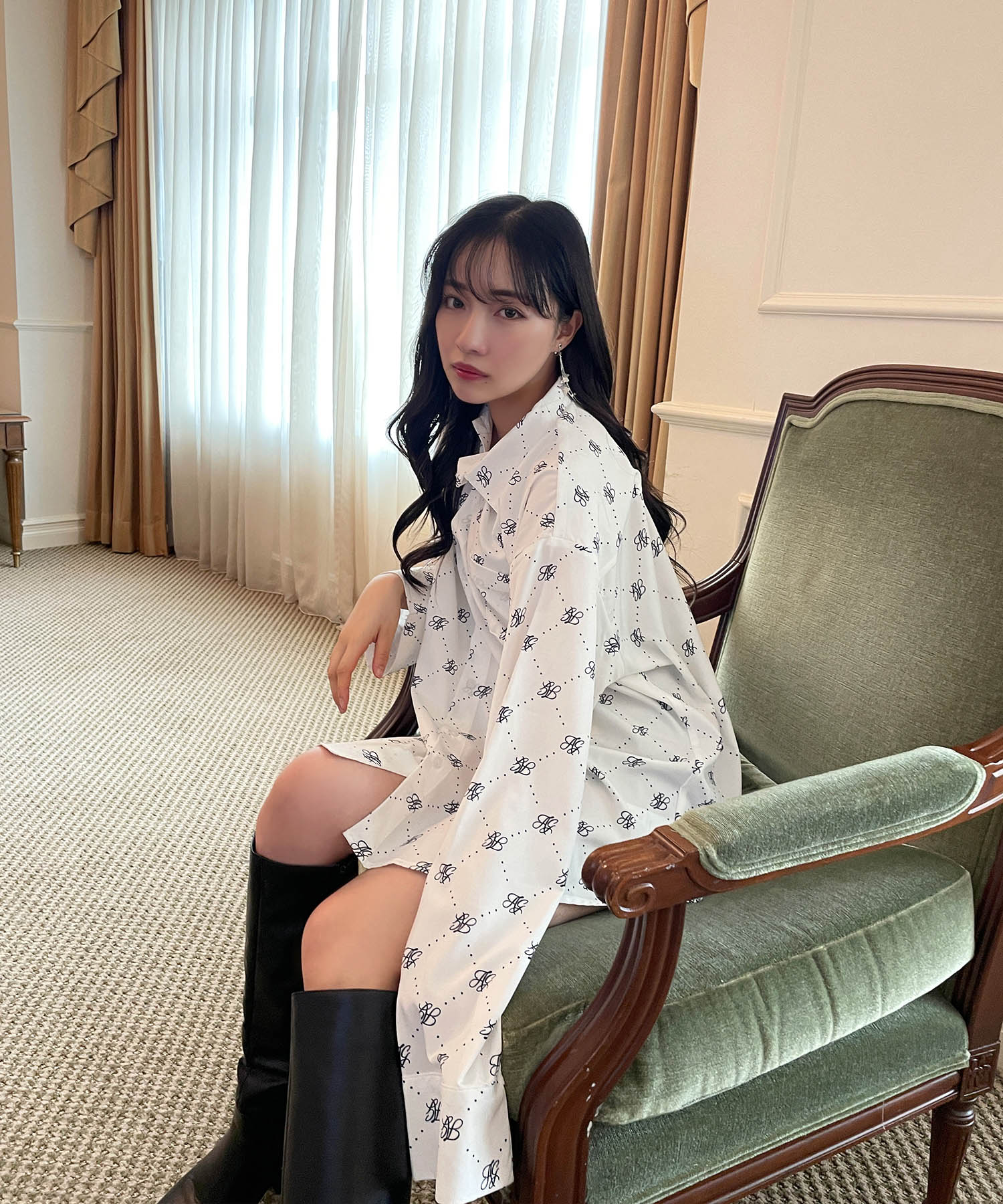 UNISEX モノグラムシャツ