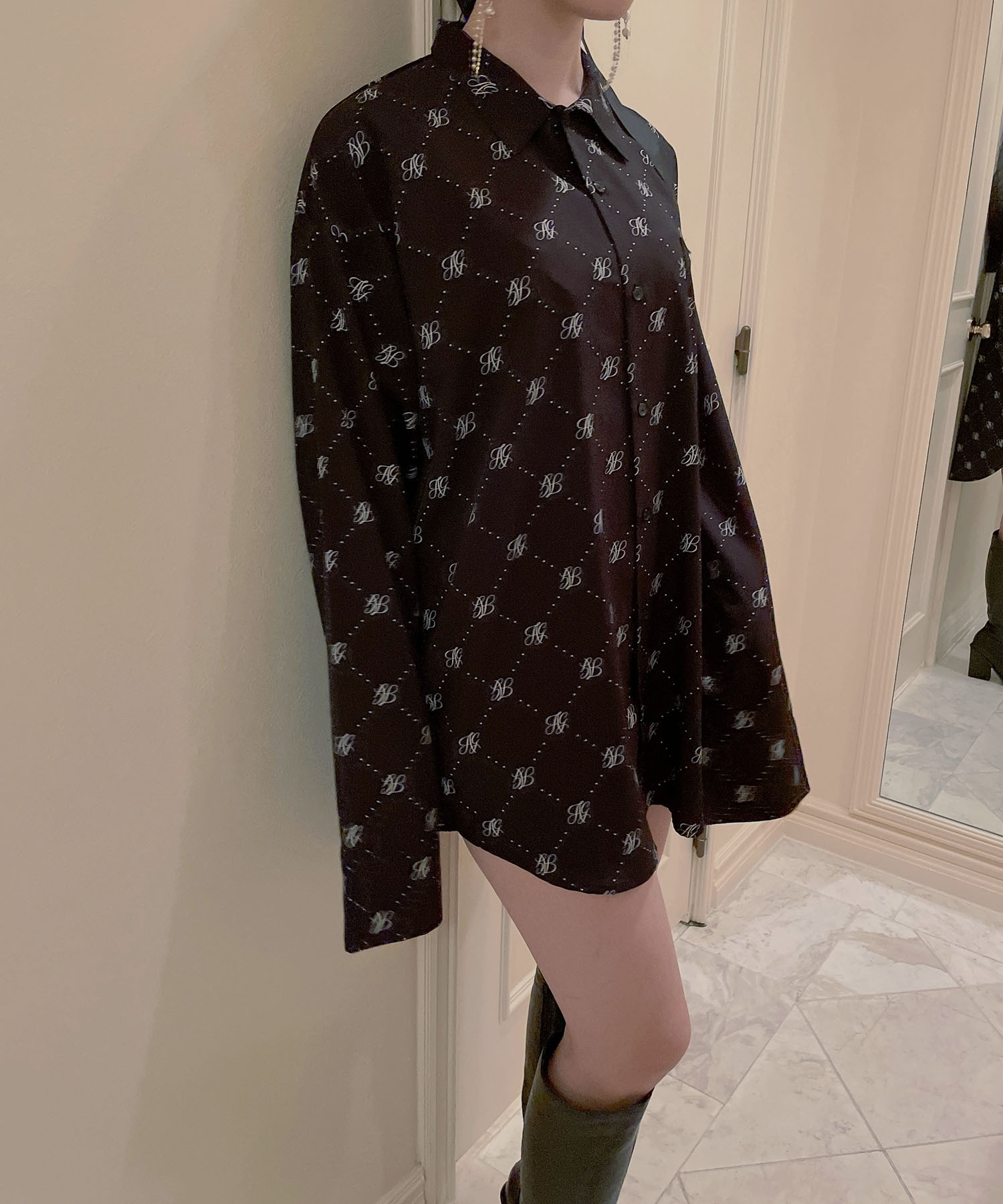 UNISEX モノグラムシャツ