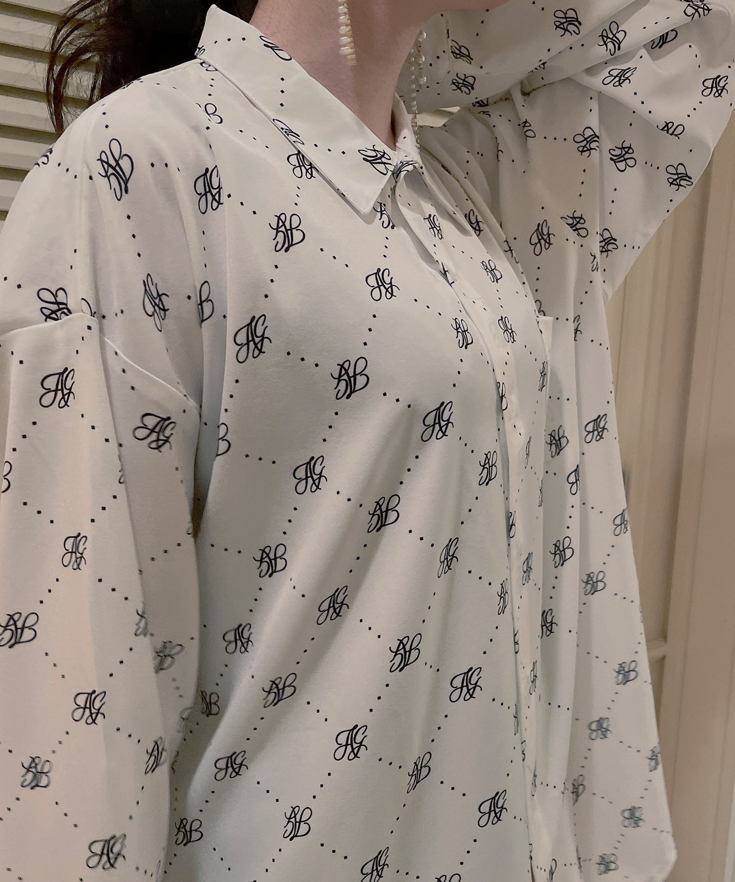 UNISEX モノグラムシャツ