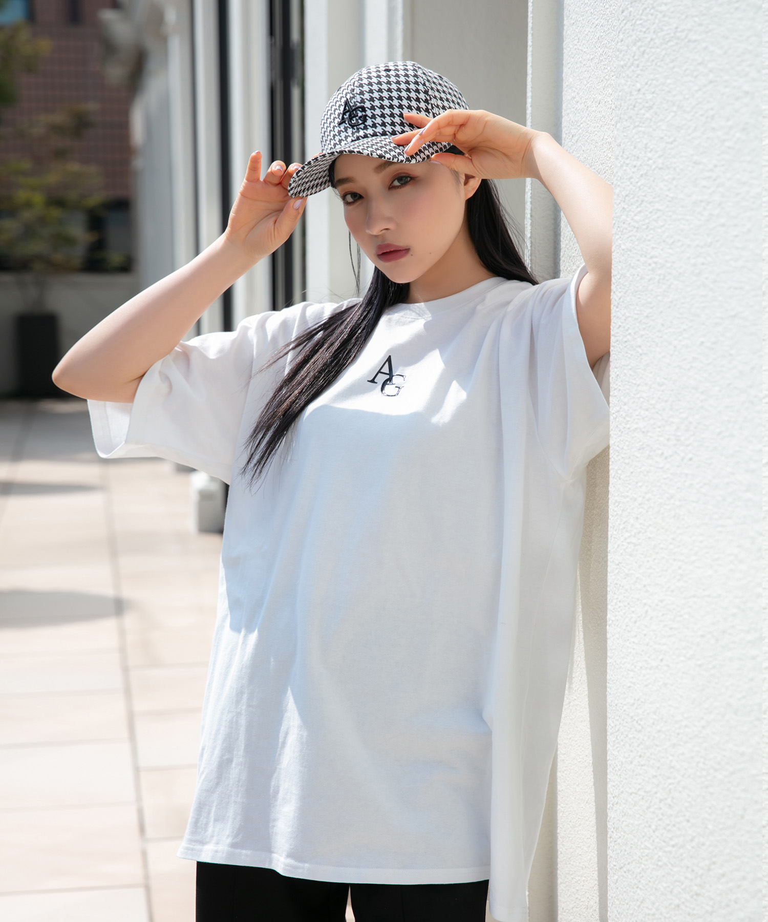 UNISEX AGシンプルロゴTシャツ
