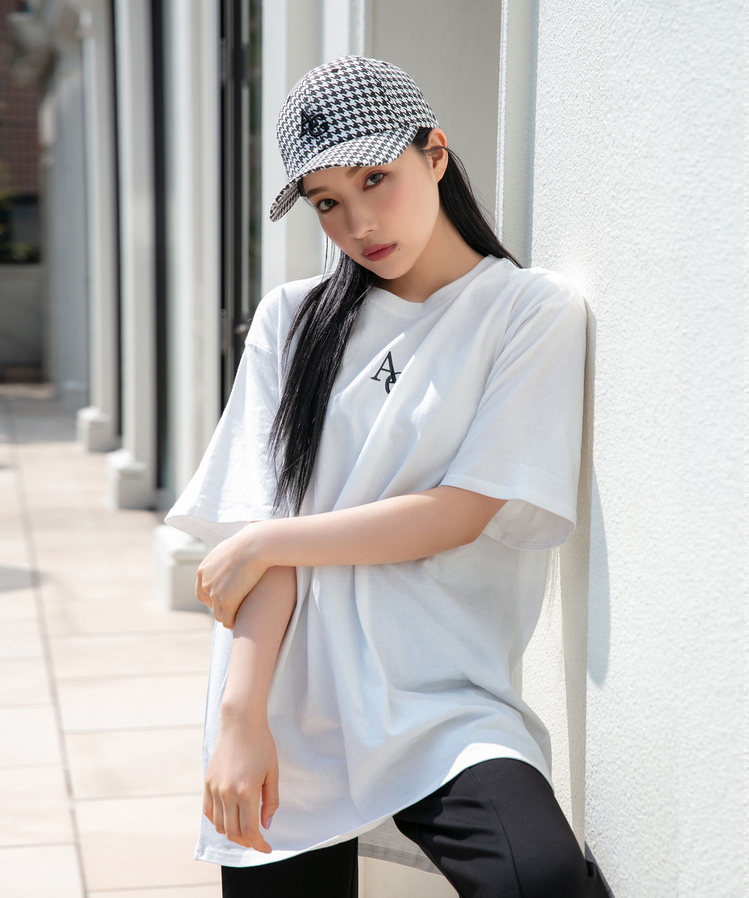 UNISEX AGシンプルロゴTシャツ