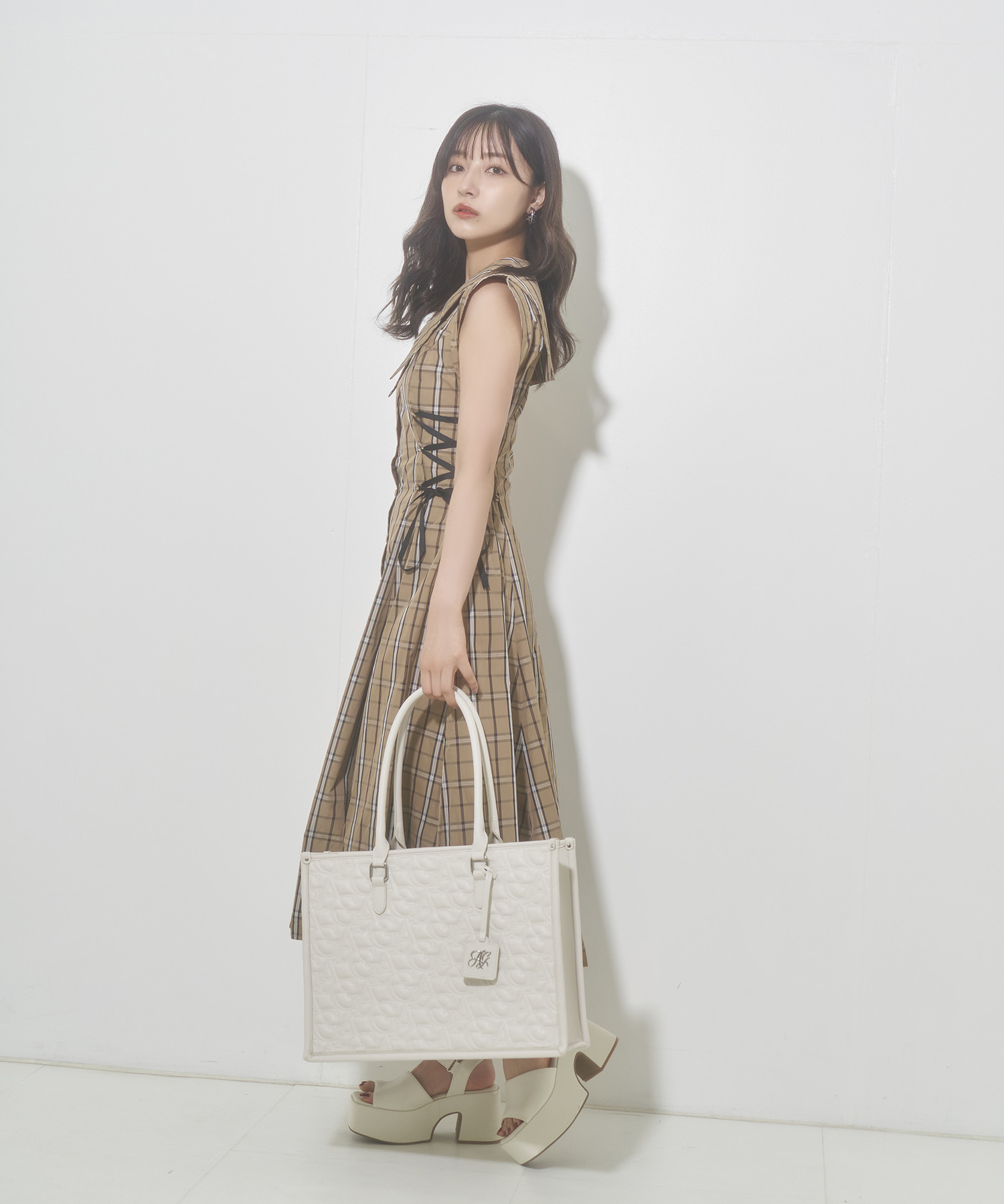 AG222OP0415_20new