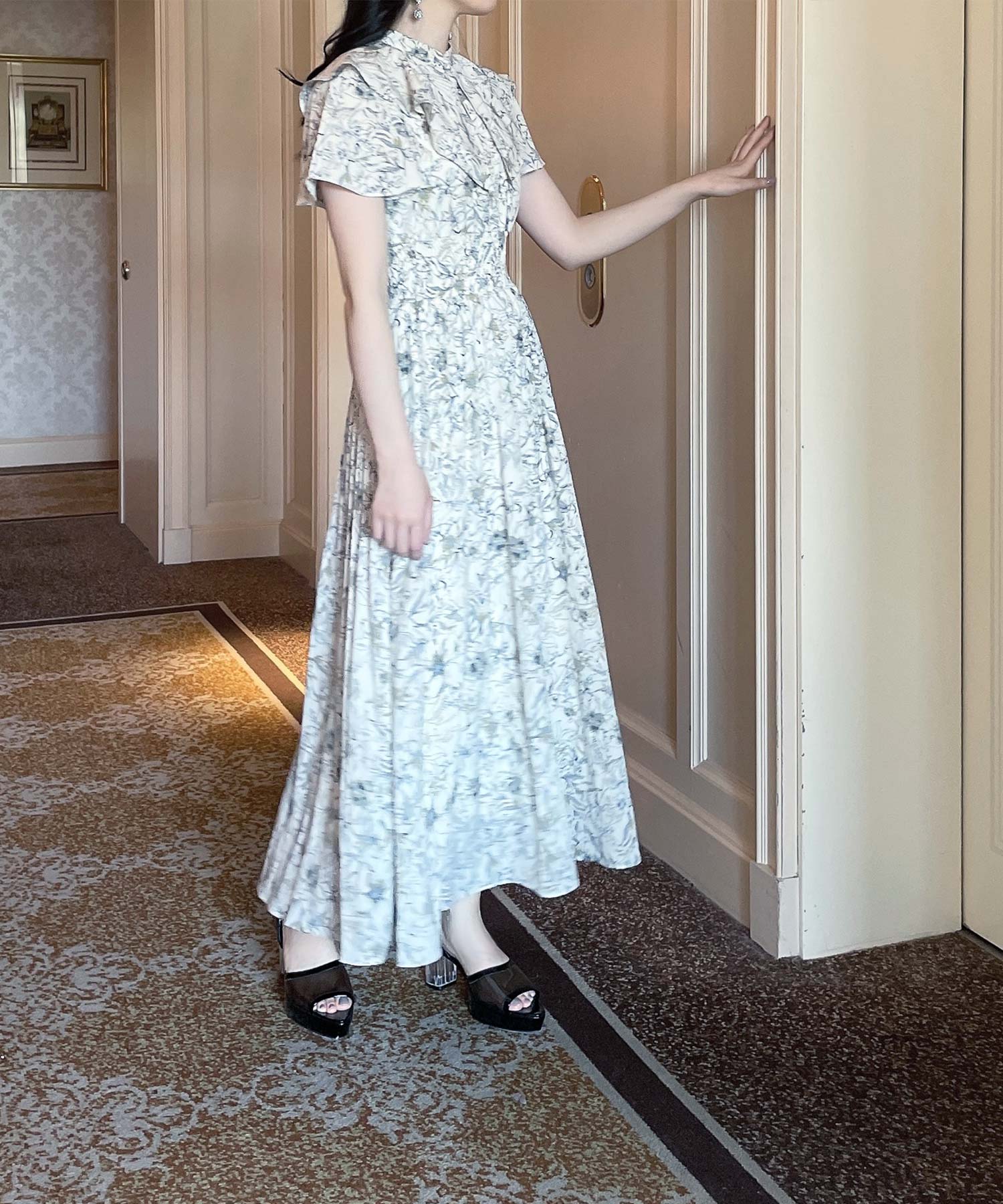 ビッグカラープリーツワンピ