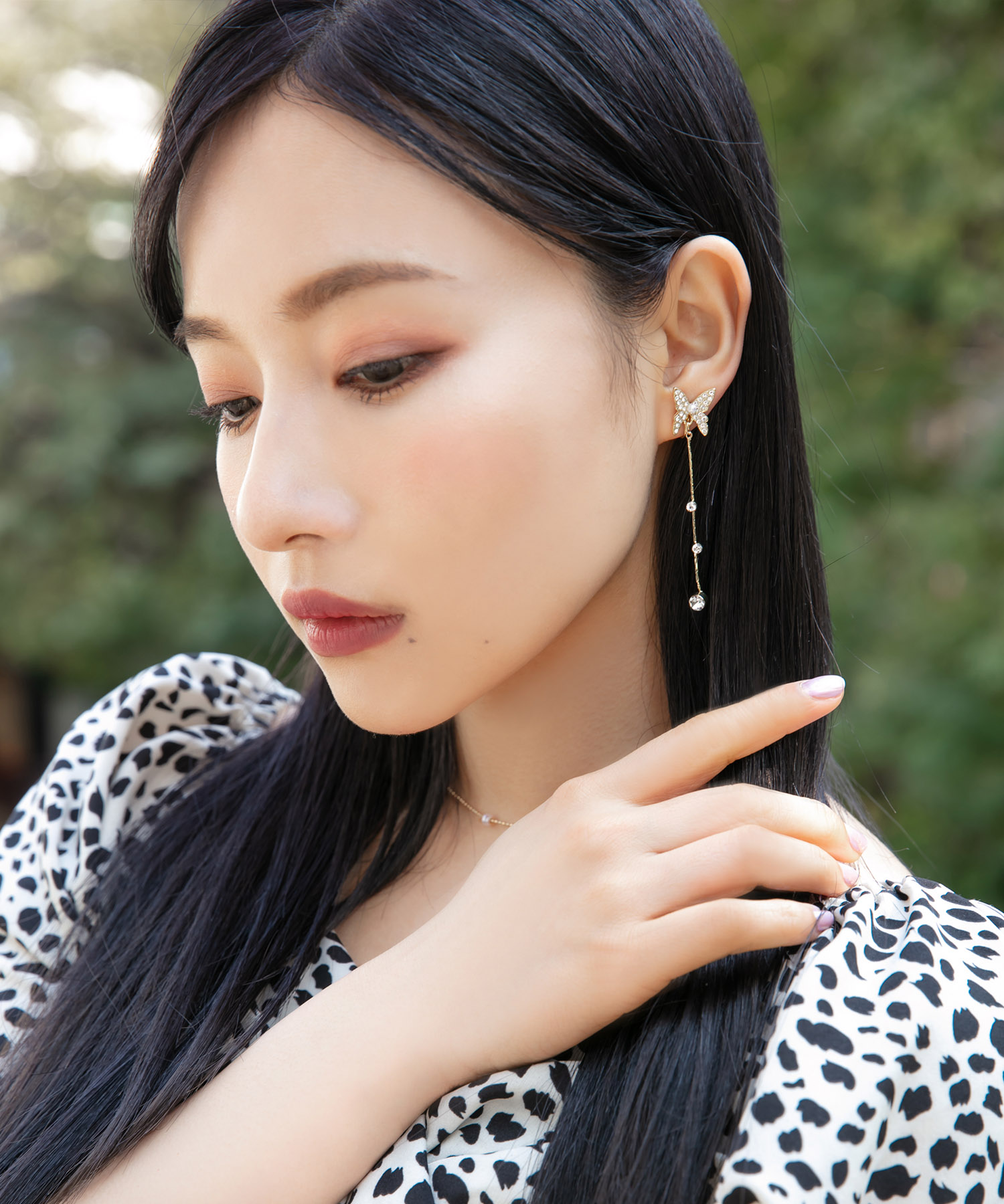 SELECTビジューバタフライイヤリング