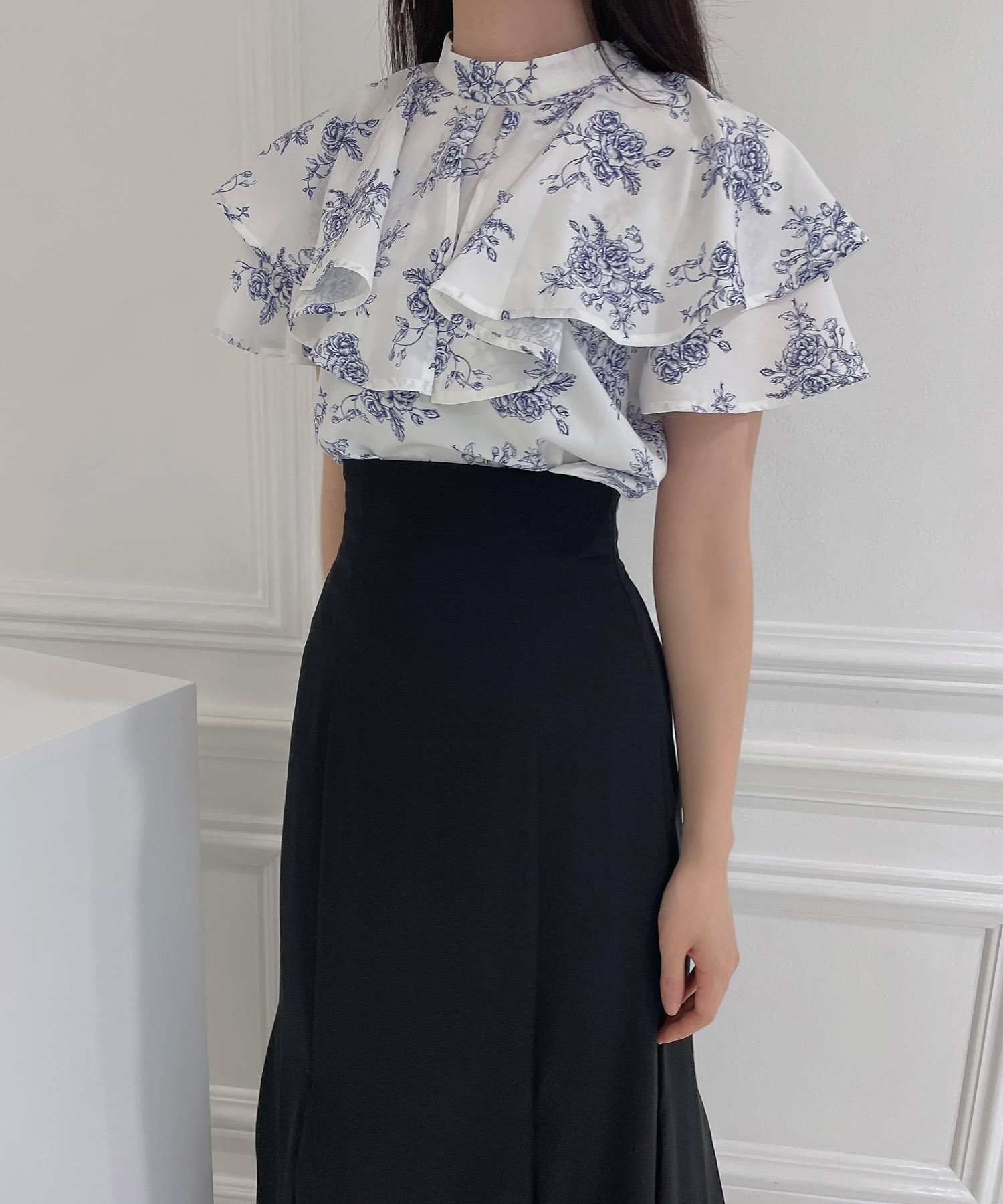 ビッグカラーフラワーブラウス