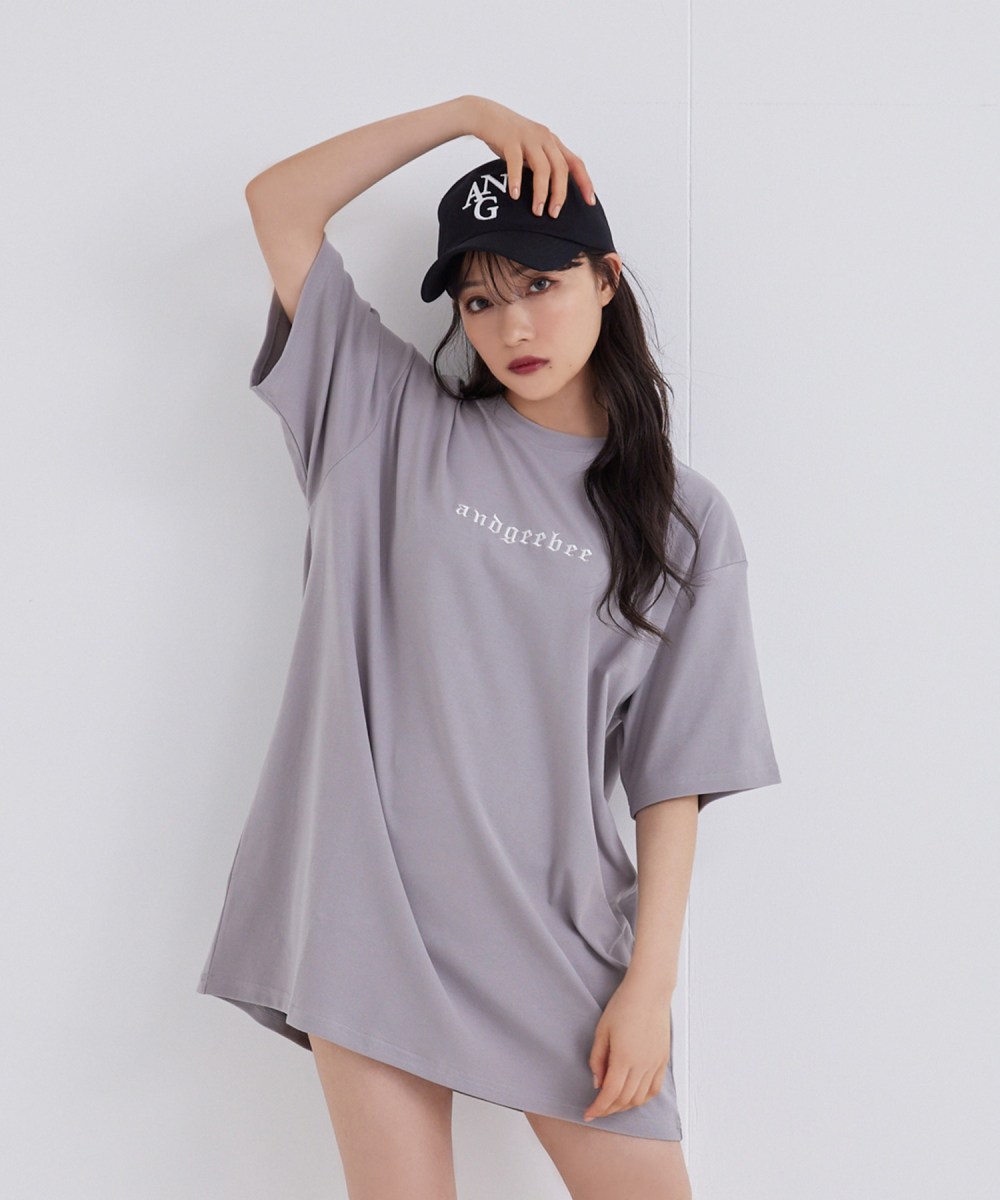 UNISEXサークルエンブロイダリーTシャツ